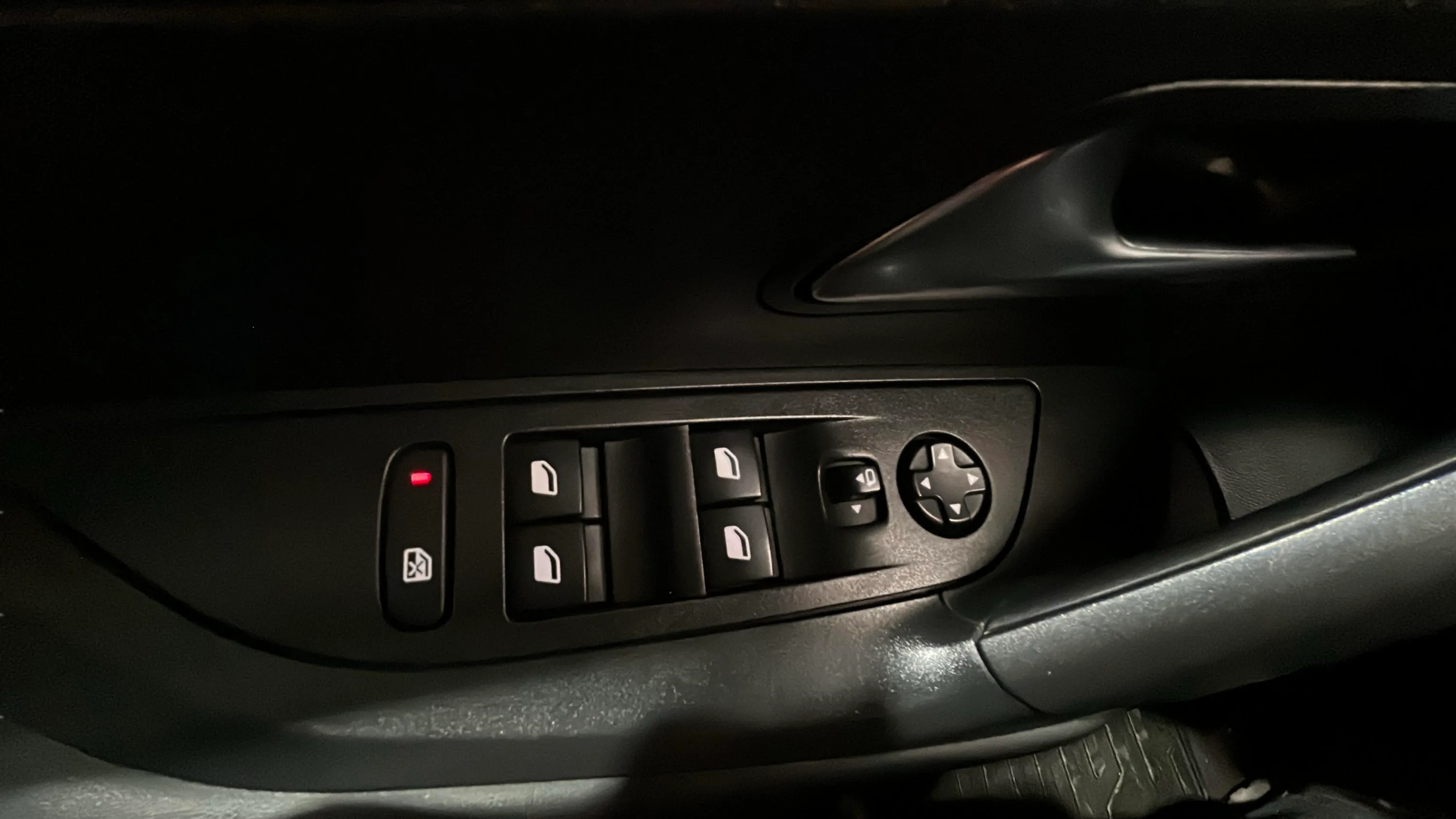 Peugeot 2008 Allure PureTech 100 - foto 17