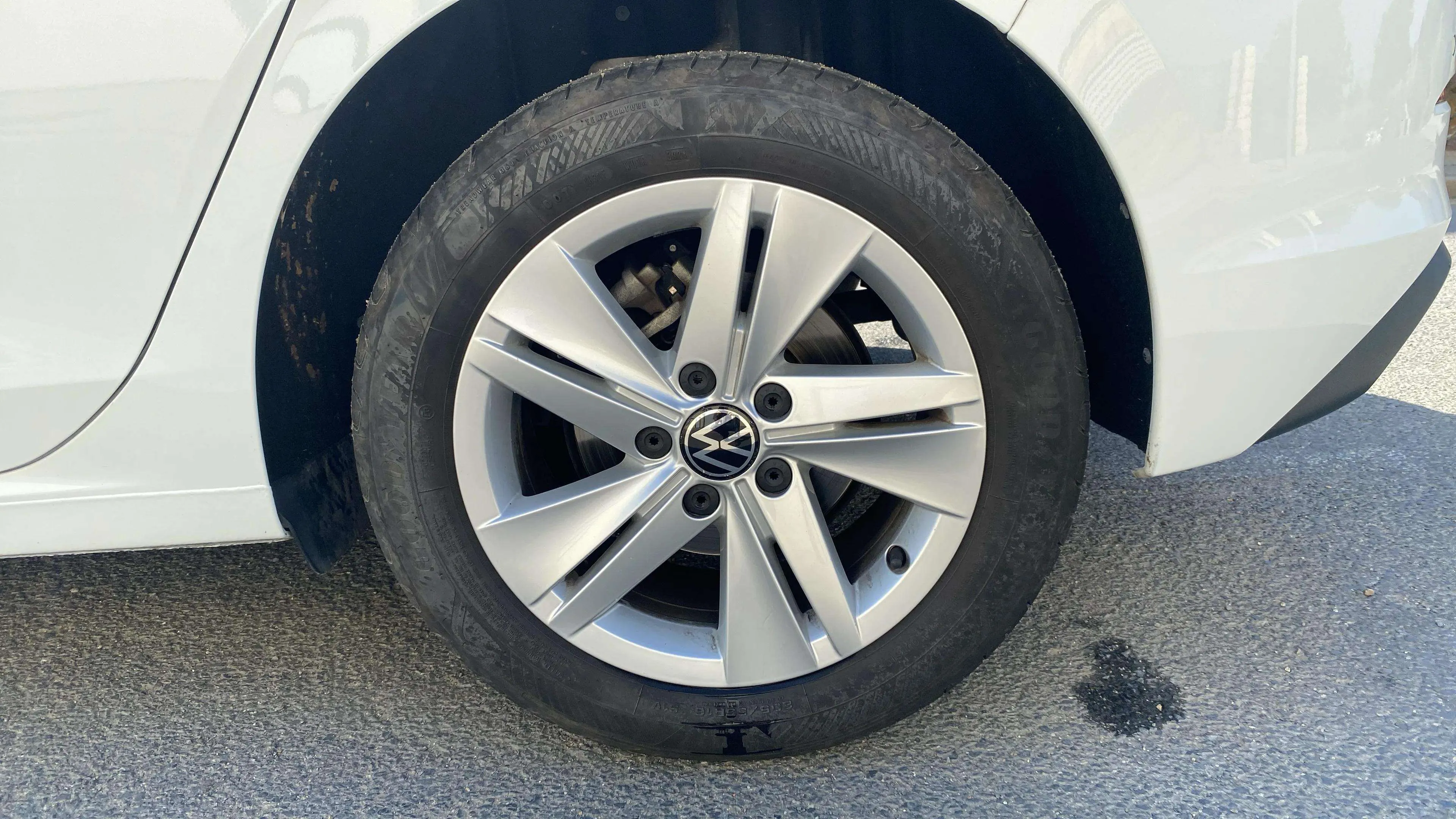 Volkswagen Golf 2.0 TDI DSG - foto 26