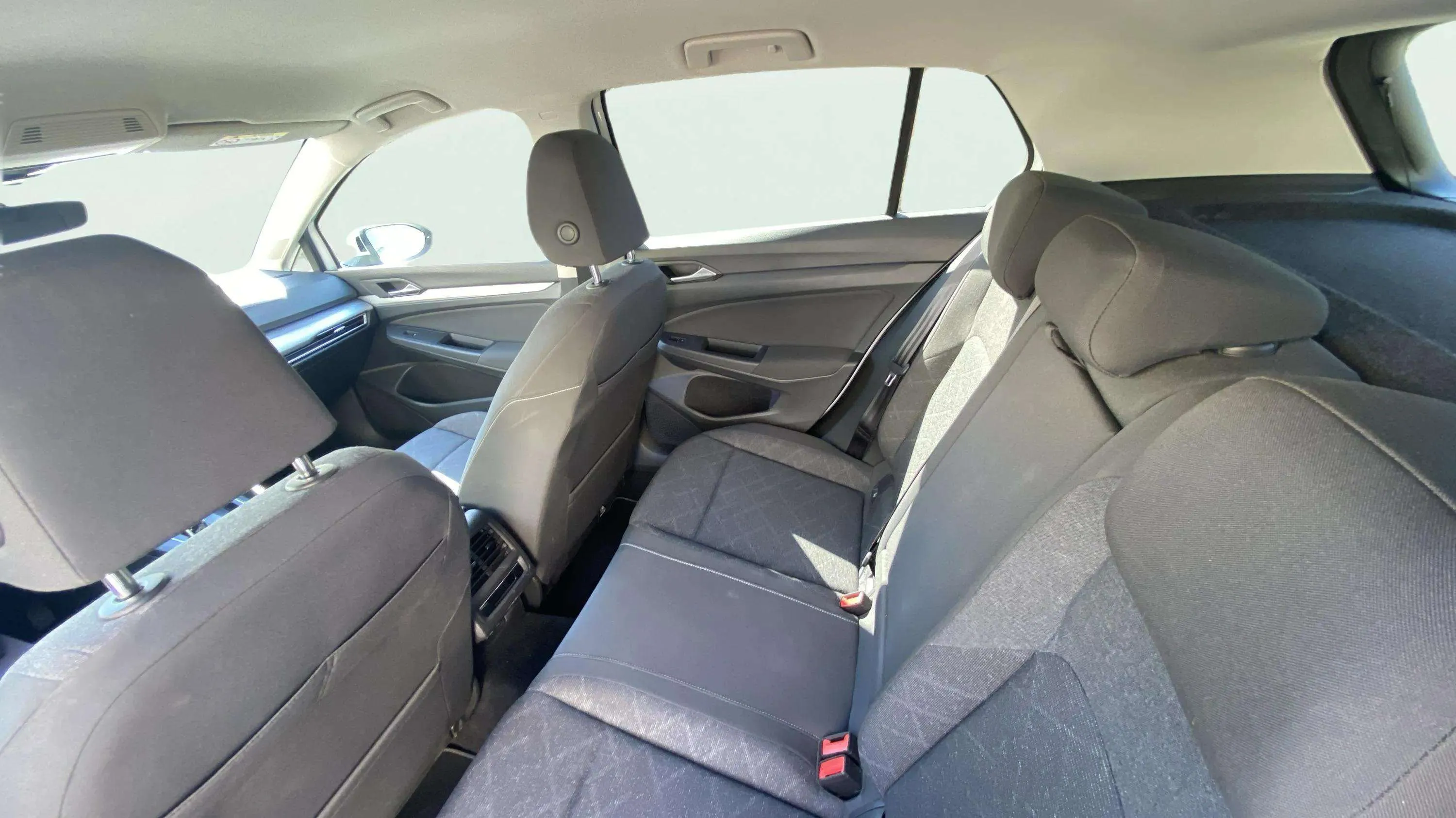 Volkswagen Golf 2.0 TDI DSG - foto 13