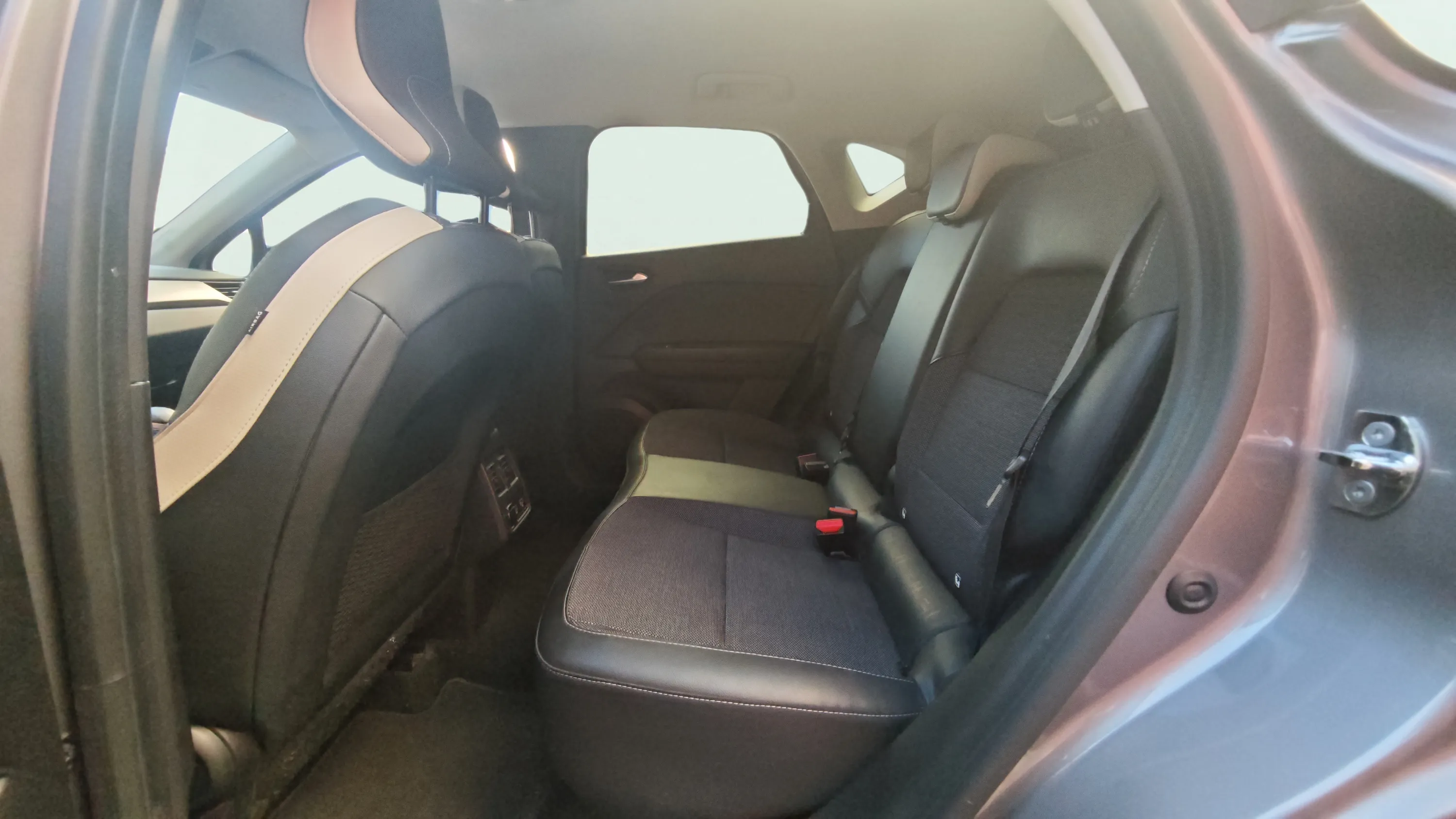 Renault Captur Zen E-Tech Híbrido enchufable - foto 13