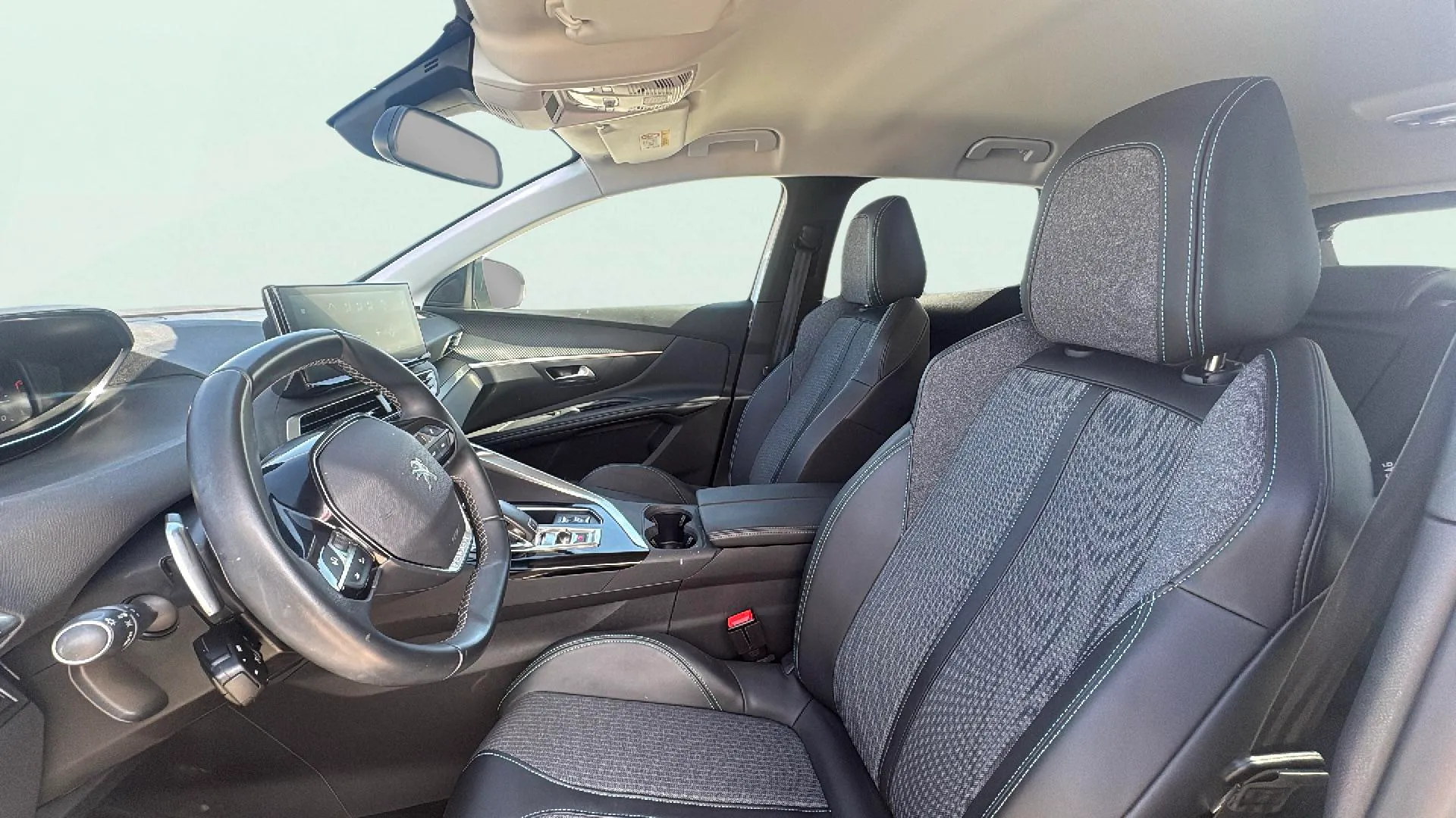 Peugeot 3008 1.5 BlueHDi Allure EAT8 - foto 17