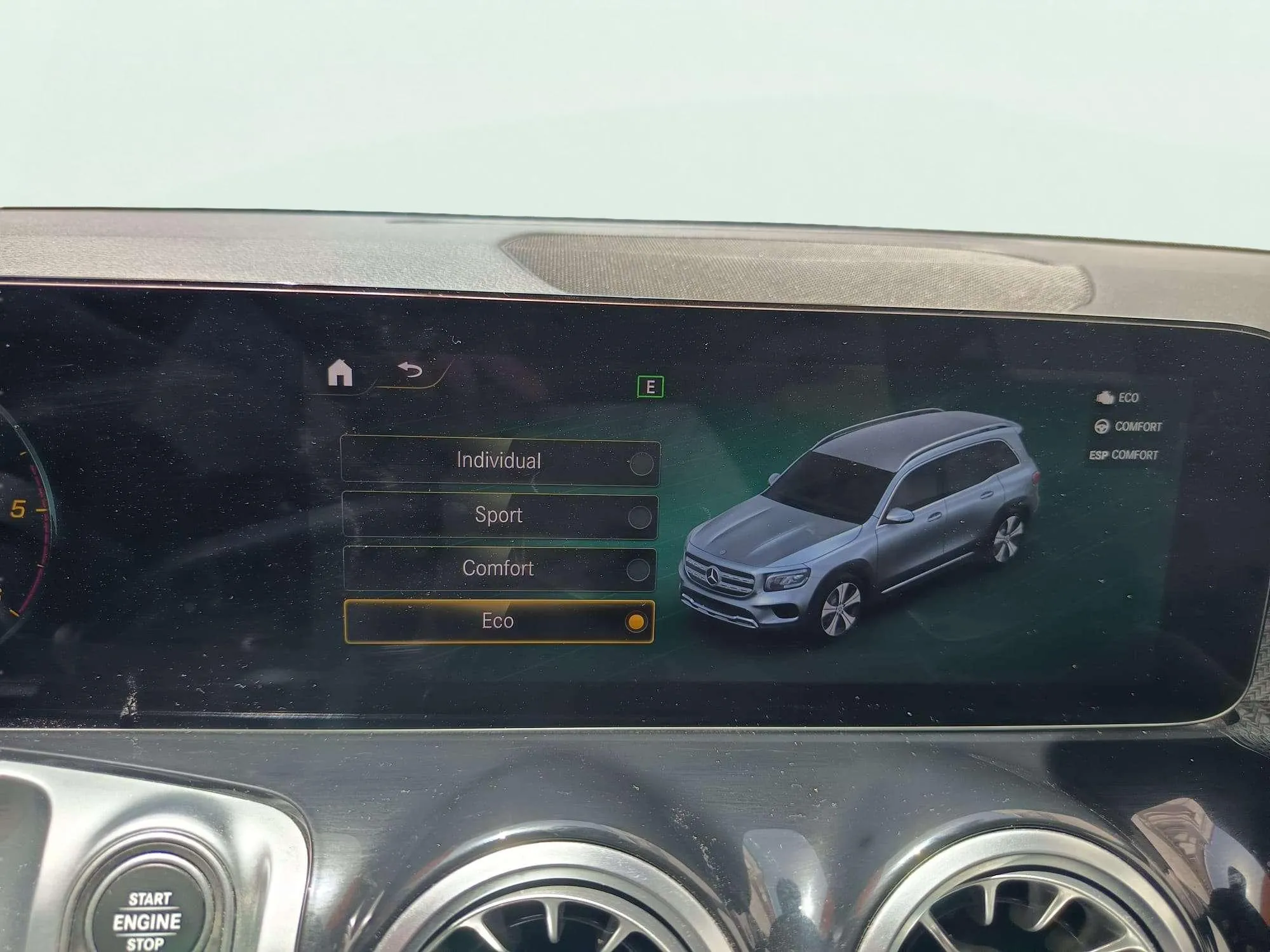 Mercedes-Benz GLB 2.0 GLB 200 D DCT - foto 25