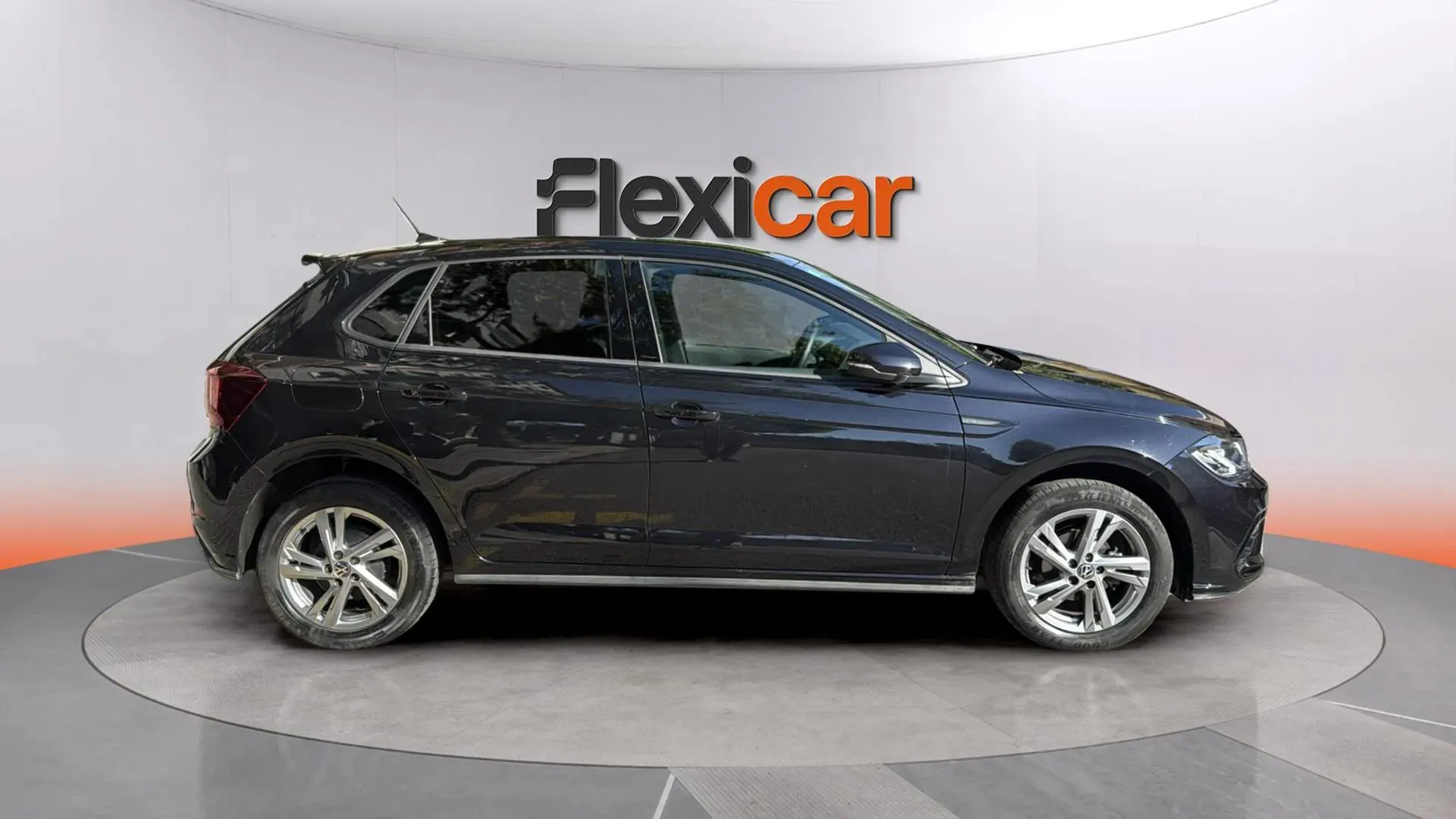 Volkswagen Polo R-Line 1.0 TSI - foto 2