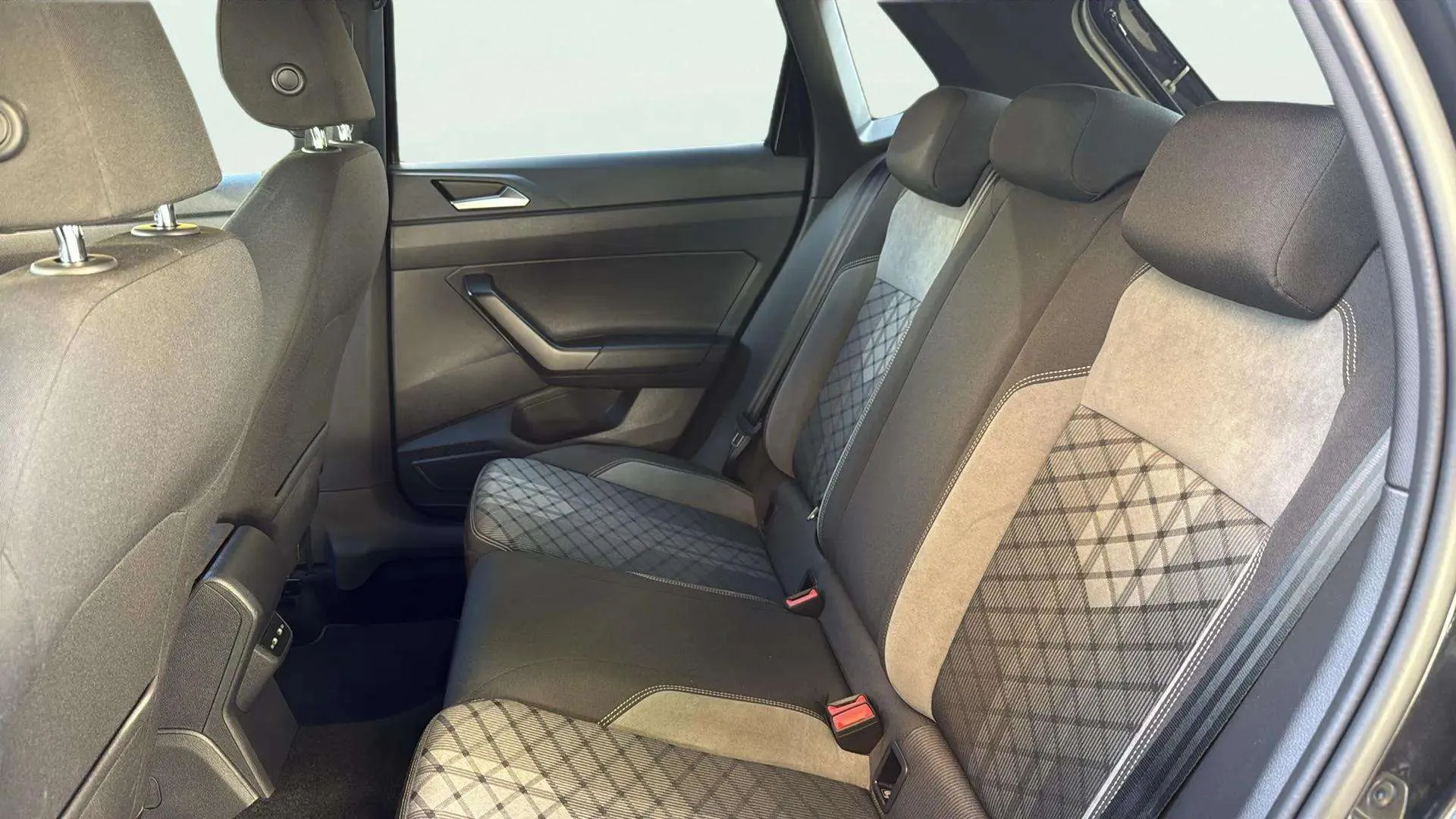 Volkswagen Polo R-Line 1.0 TSI - foto 19