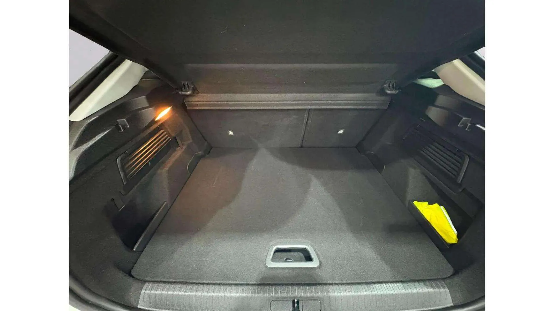 Citroën C4 PureTech 130 EAT8 Shine - foto 19