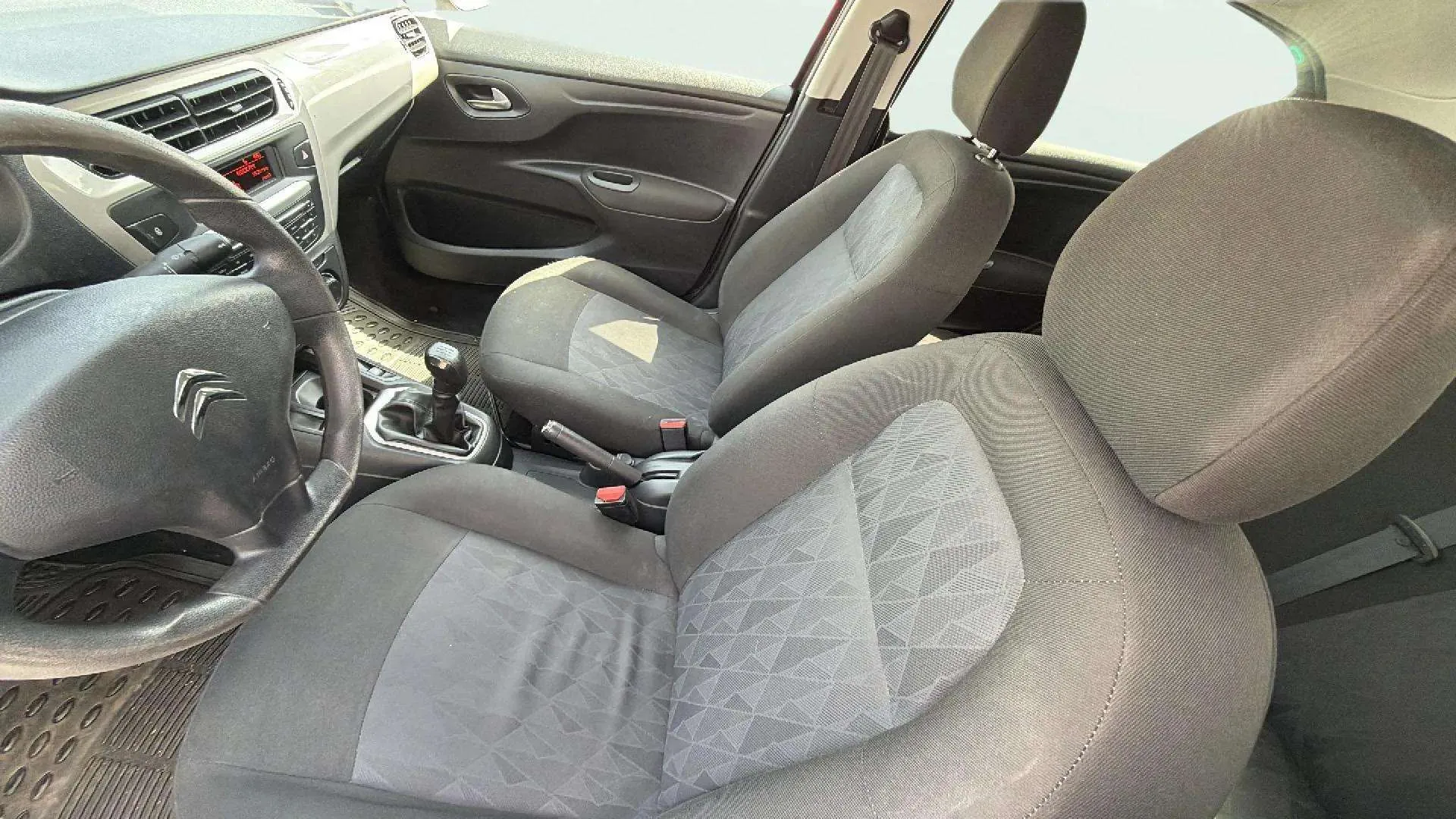 Citroën C-Elysée PureTech Shine - foto 9