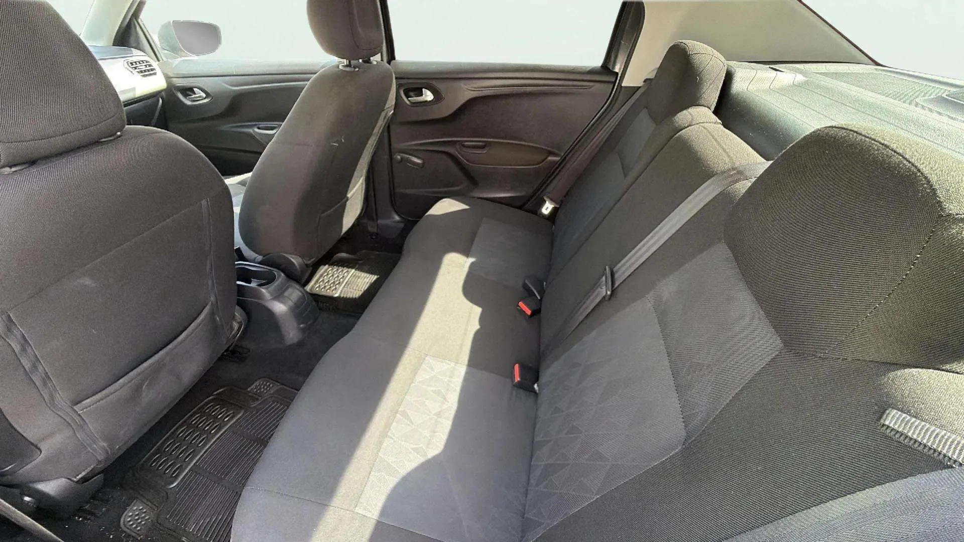 Citroën C-Elysée PureTech Shine - foto 14