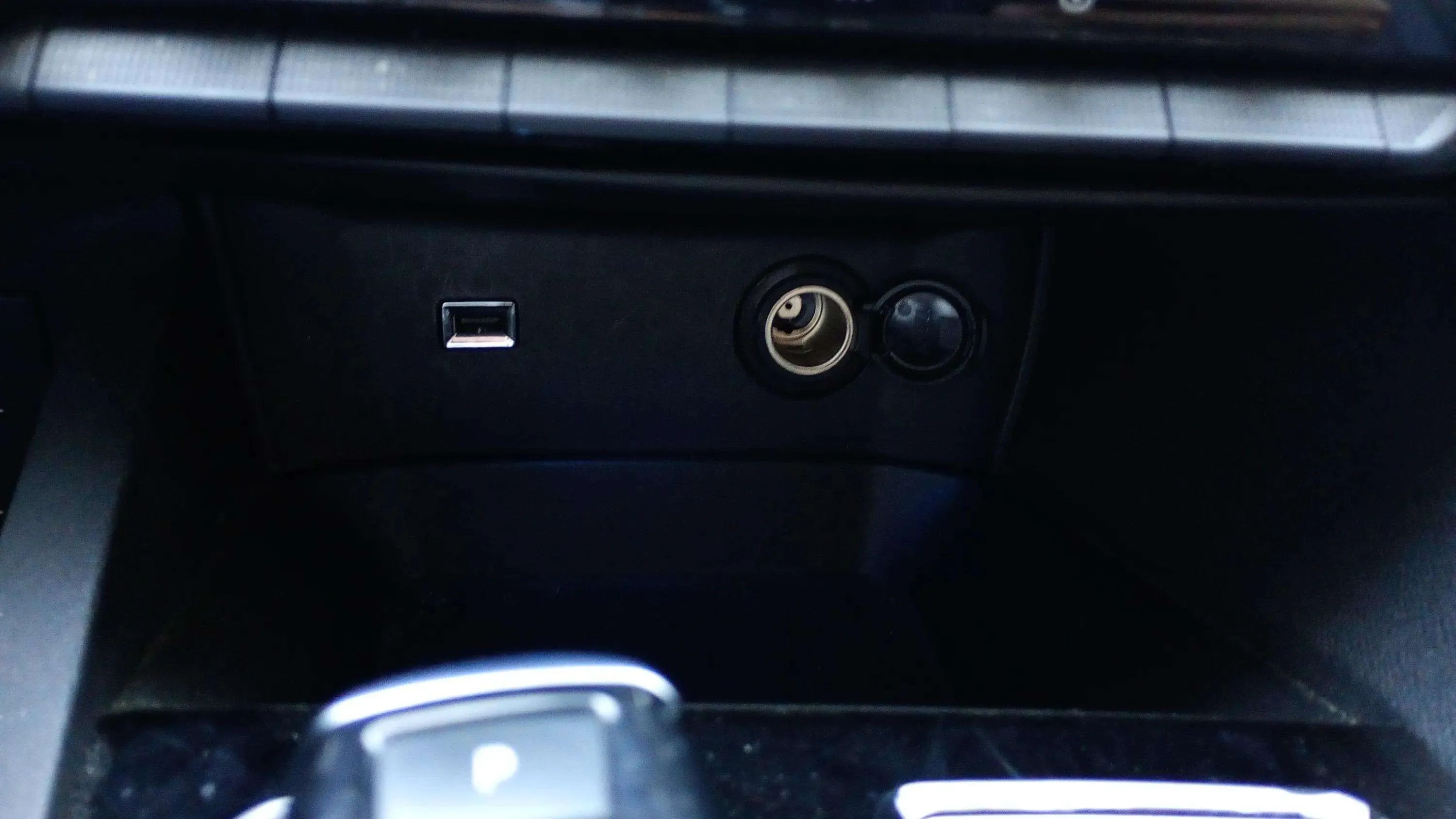 Peugeot 3008 225 e-EAT8 Allure - foto 19