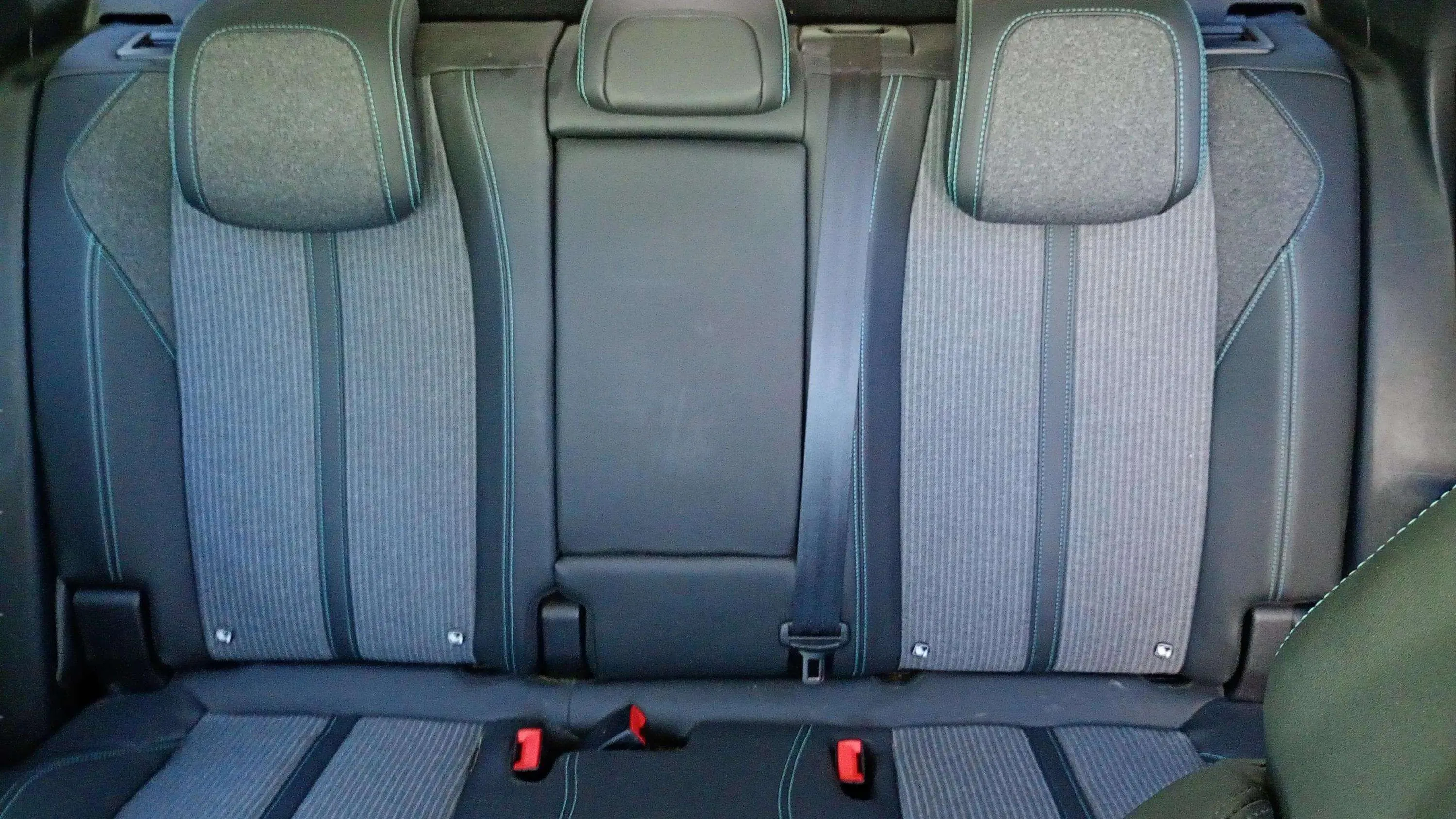 Peugeot 3008 225 e-EAT8 Allure - foto 15