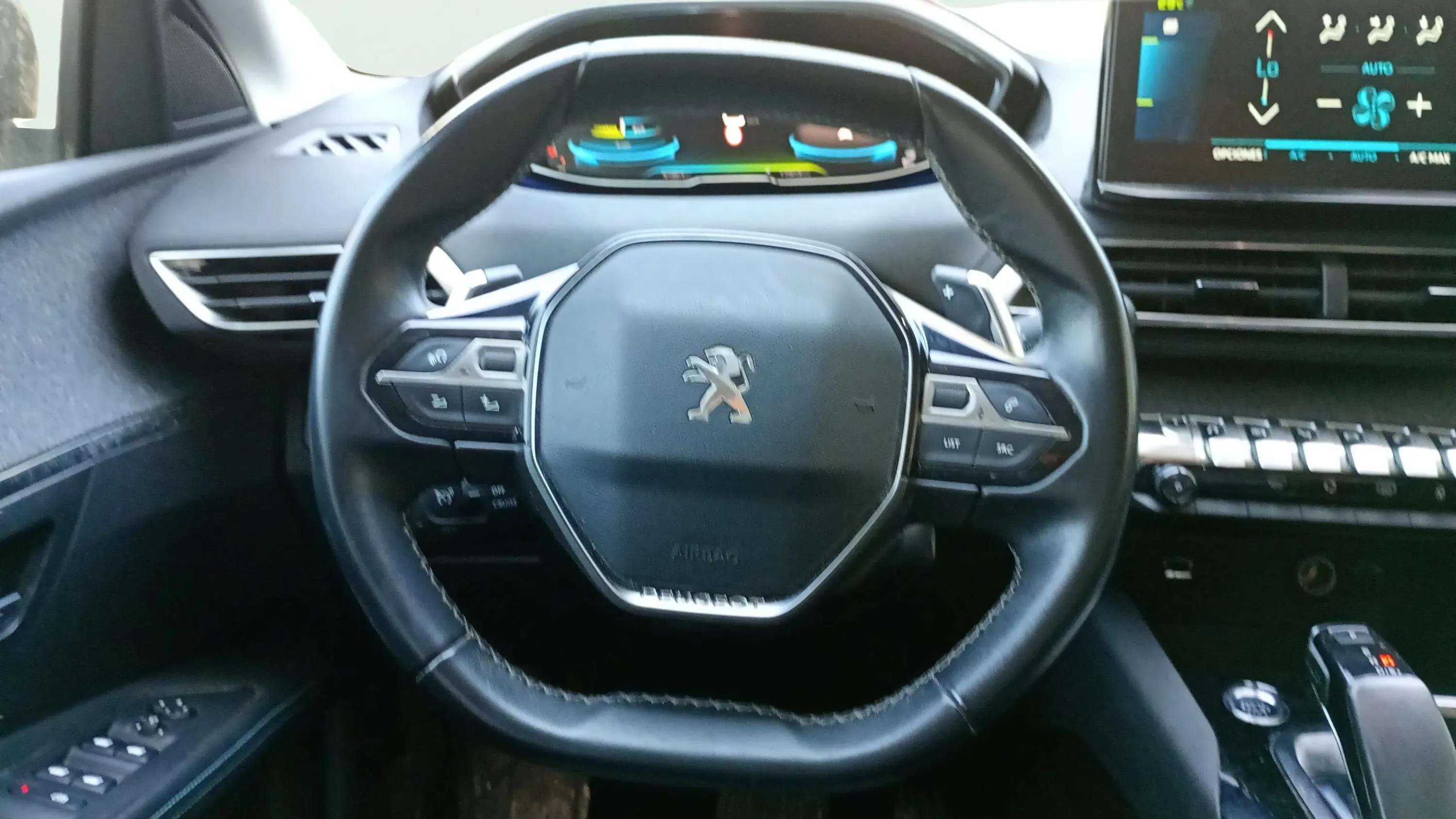 Peugeot 3008 225 e-EAT8 Allure - foto 9