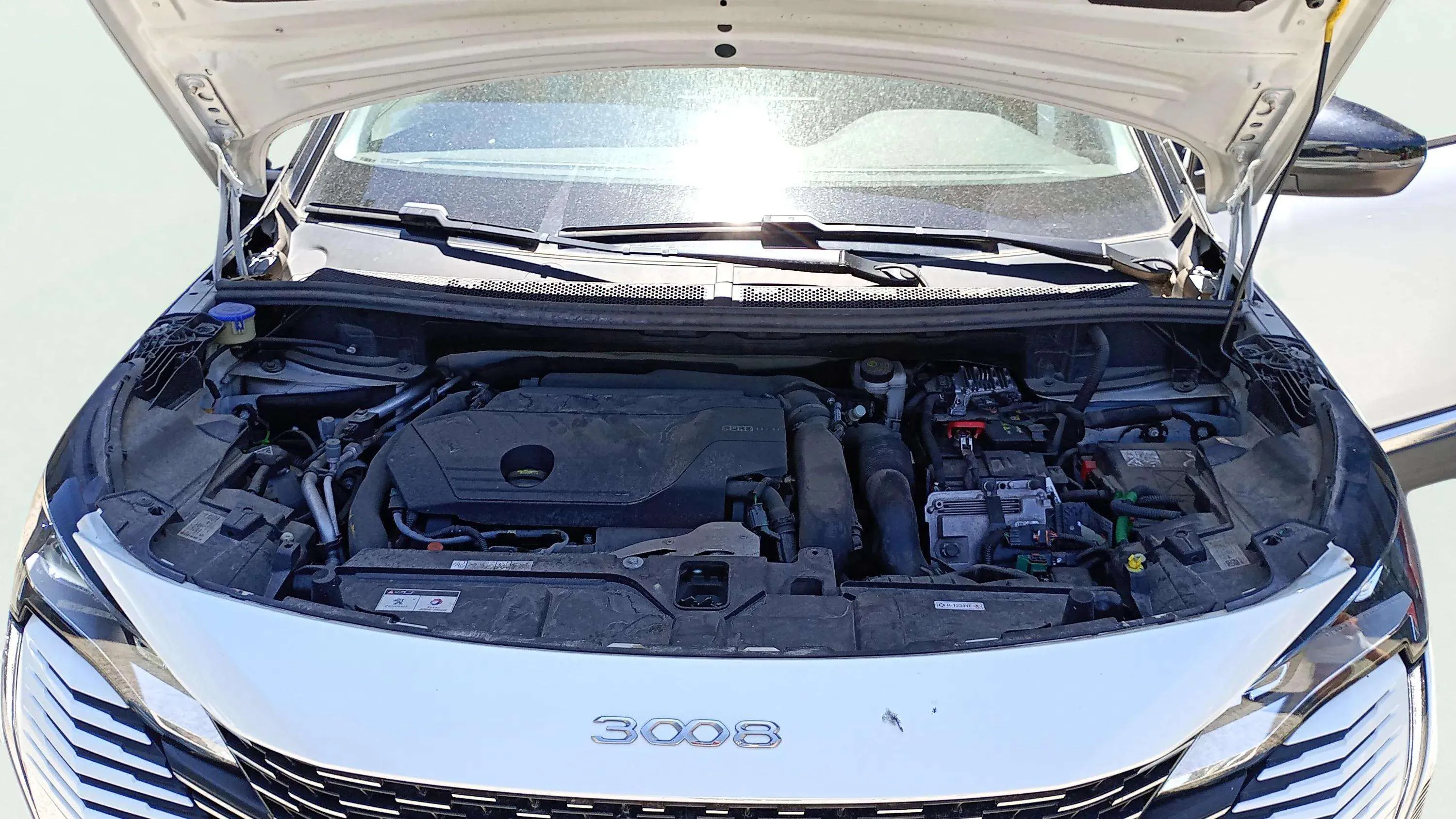 Peugeot 3008 225 e-EAT8 Allure - foto 32