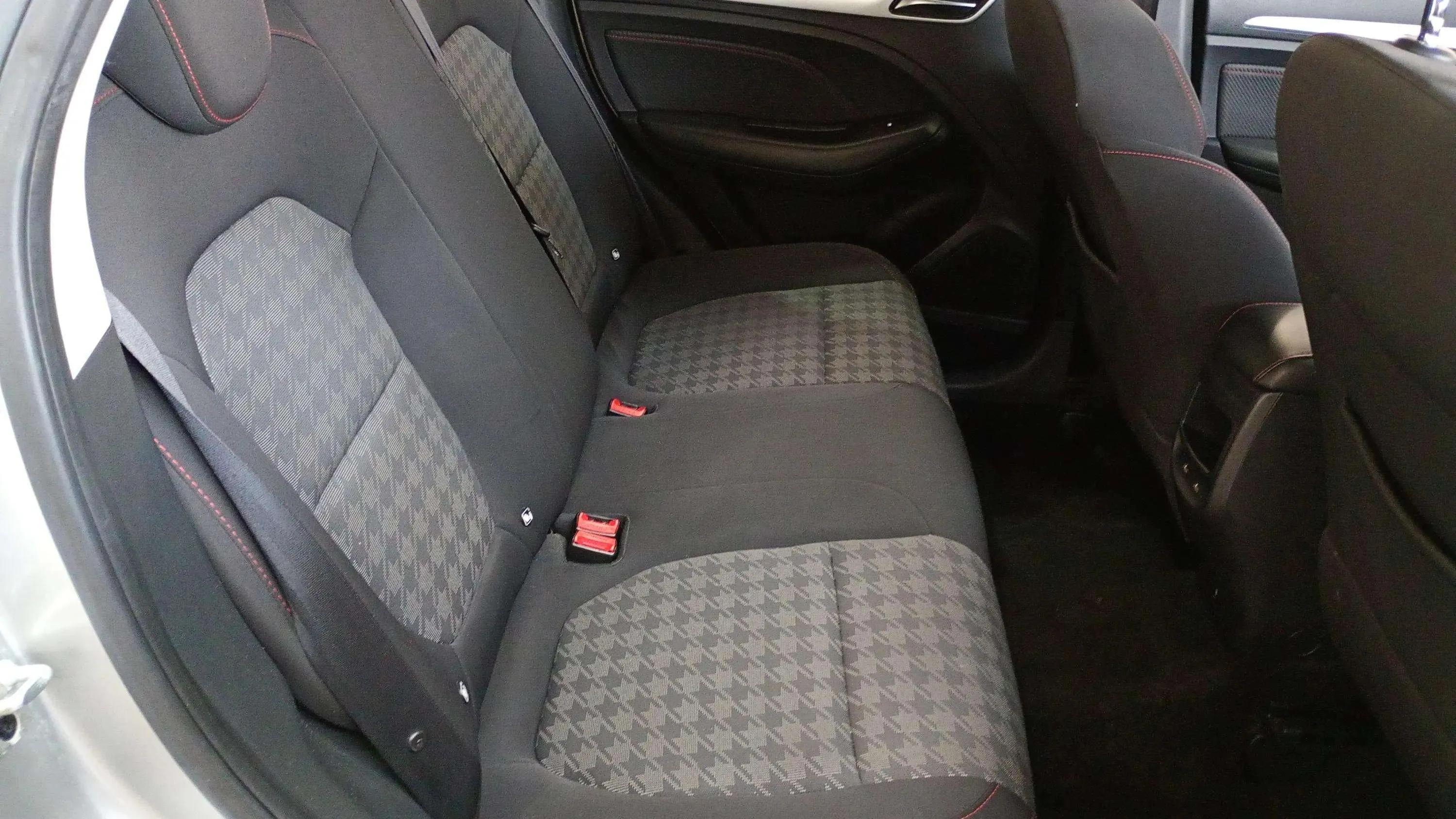 MG ZS 1.5 Comfort - foto 19