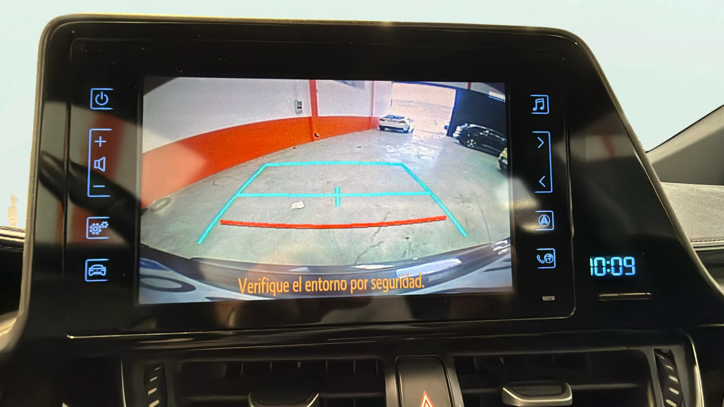Toyota C-HR 1.8 125H Advance - foto 19