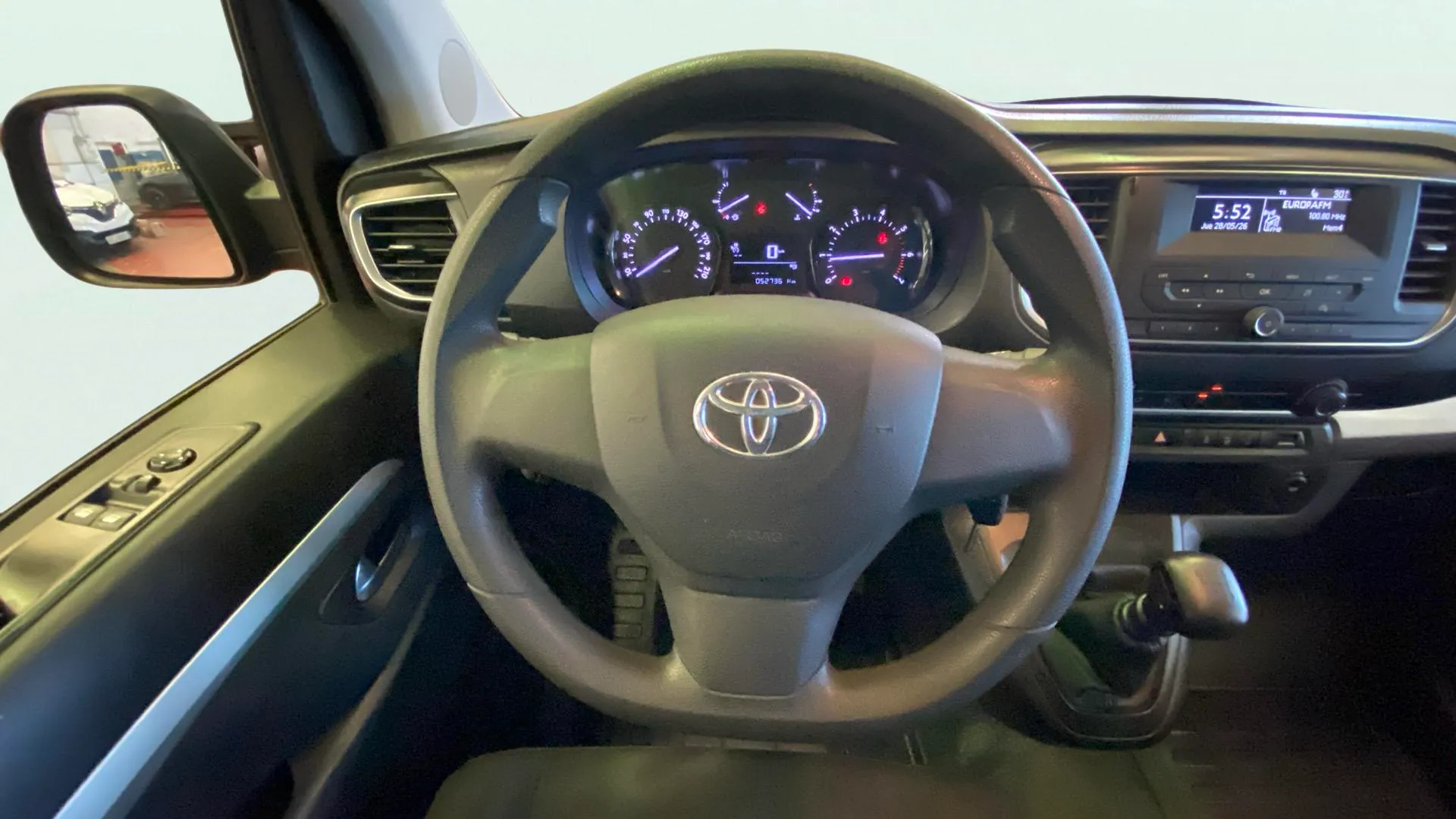 Toyota Proace Verso Shuttle Medio (L1) 1,6D - foto 19