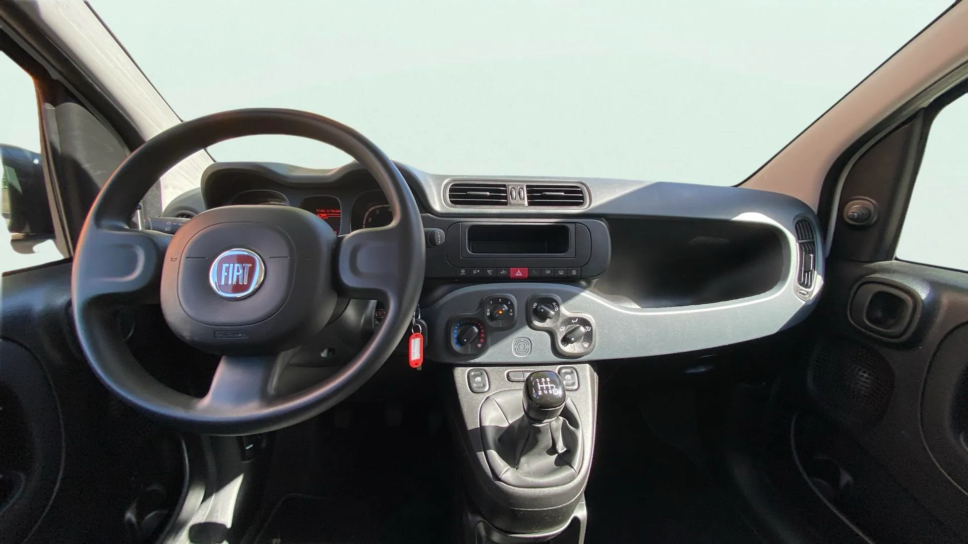 Fiat Panda Cross 1.0 Hybrid - foto 16