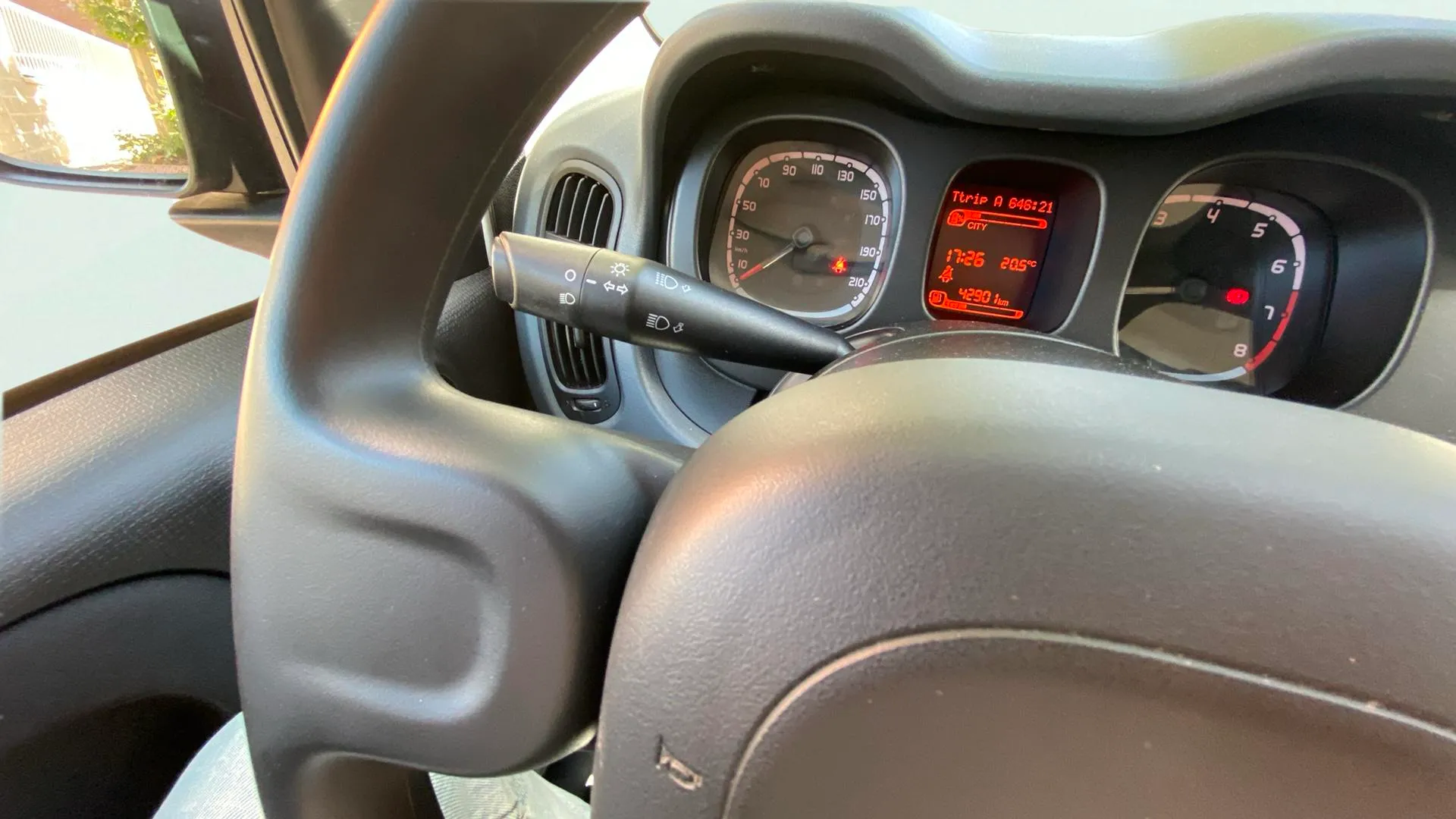 Fiat Panda Cross 1.0 Hybrid - foto 19