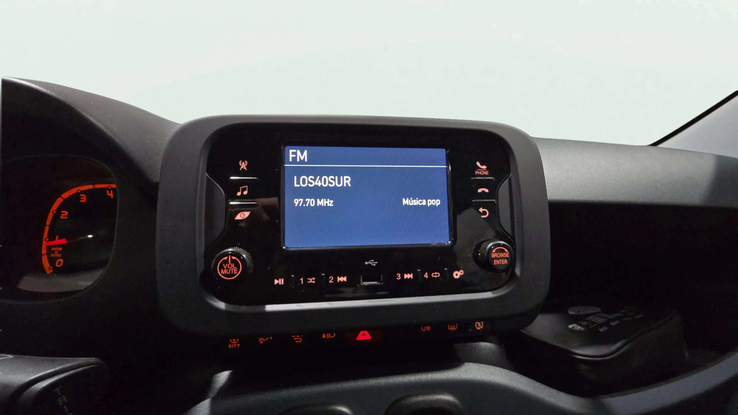 Fiat Panda 1.0 Hybrid - foto 18