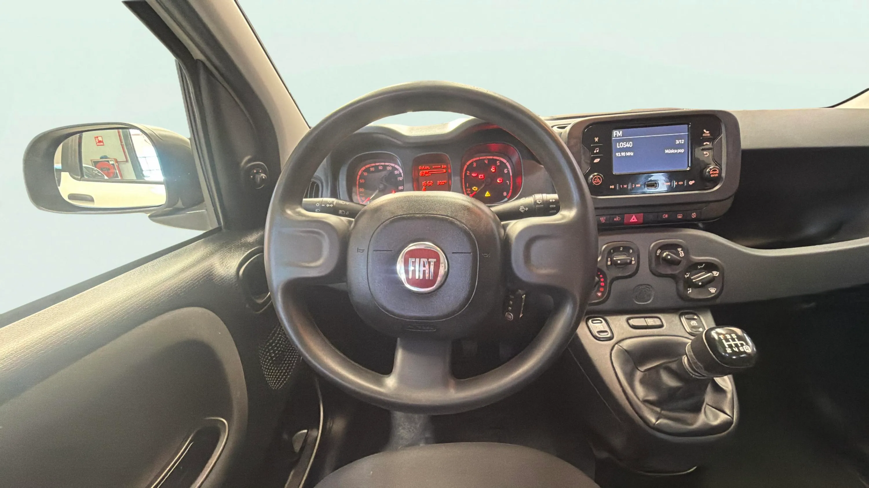 Fiat Panda 1.0 Hybrid - foto 11