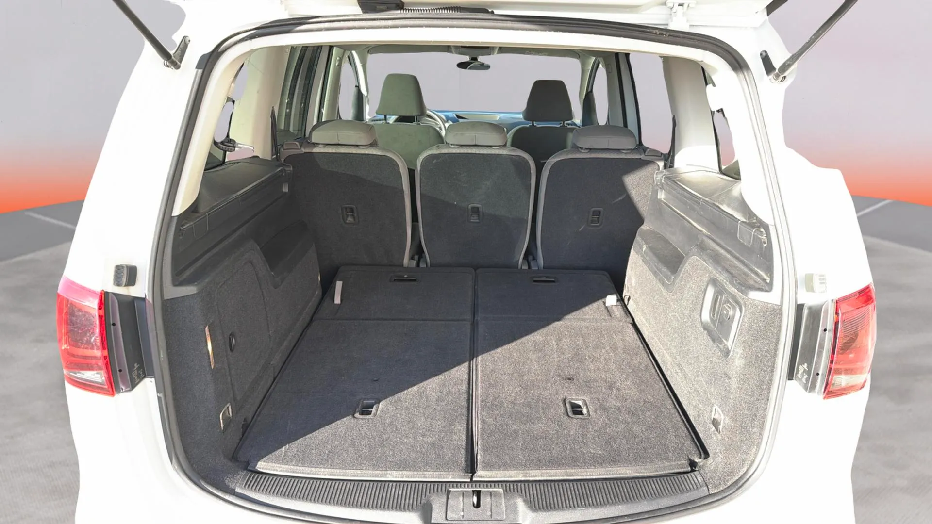 SEAT Alhambra 2.0 TDI 4D St Adv Pl L - foto 12