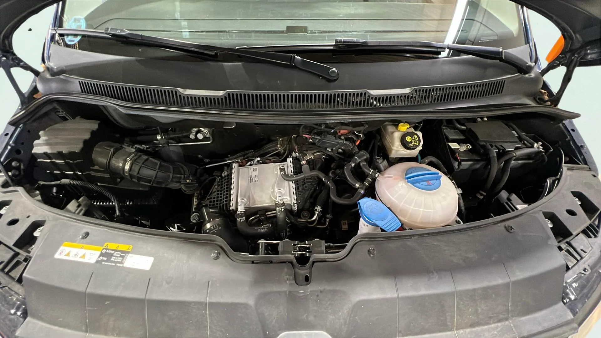 Volkswagen Caravelle Origin Corta 2.0 TDI BMT - foto 19