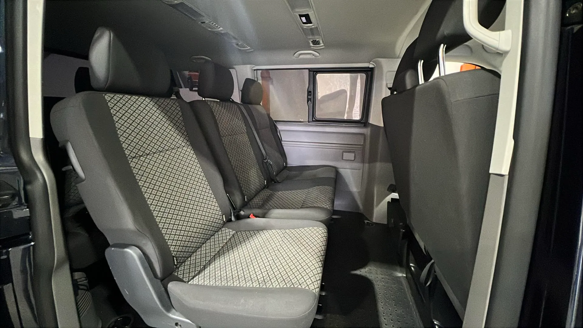 Volkswagen Caravelle Origin Corta 2.0 TDI BMT - foto 16