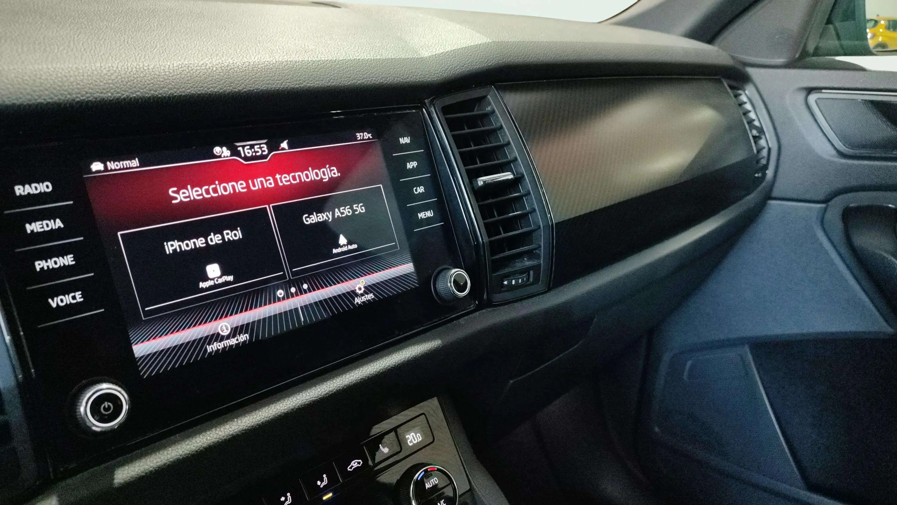 Škoda Kodiaq 1.5 TSI DSG 4x2 Sportline - foto 13