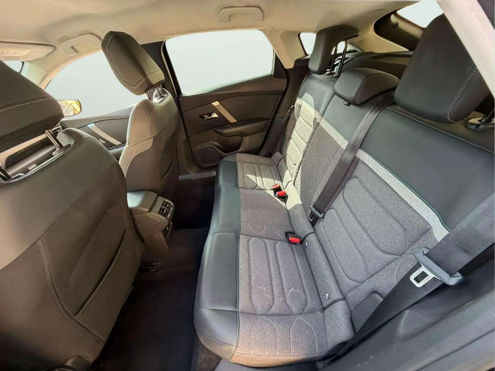 Citroën C4 PureTech 130 Feel Pack - foto 13