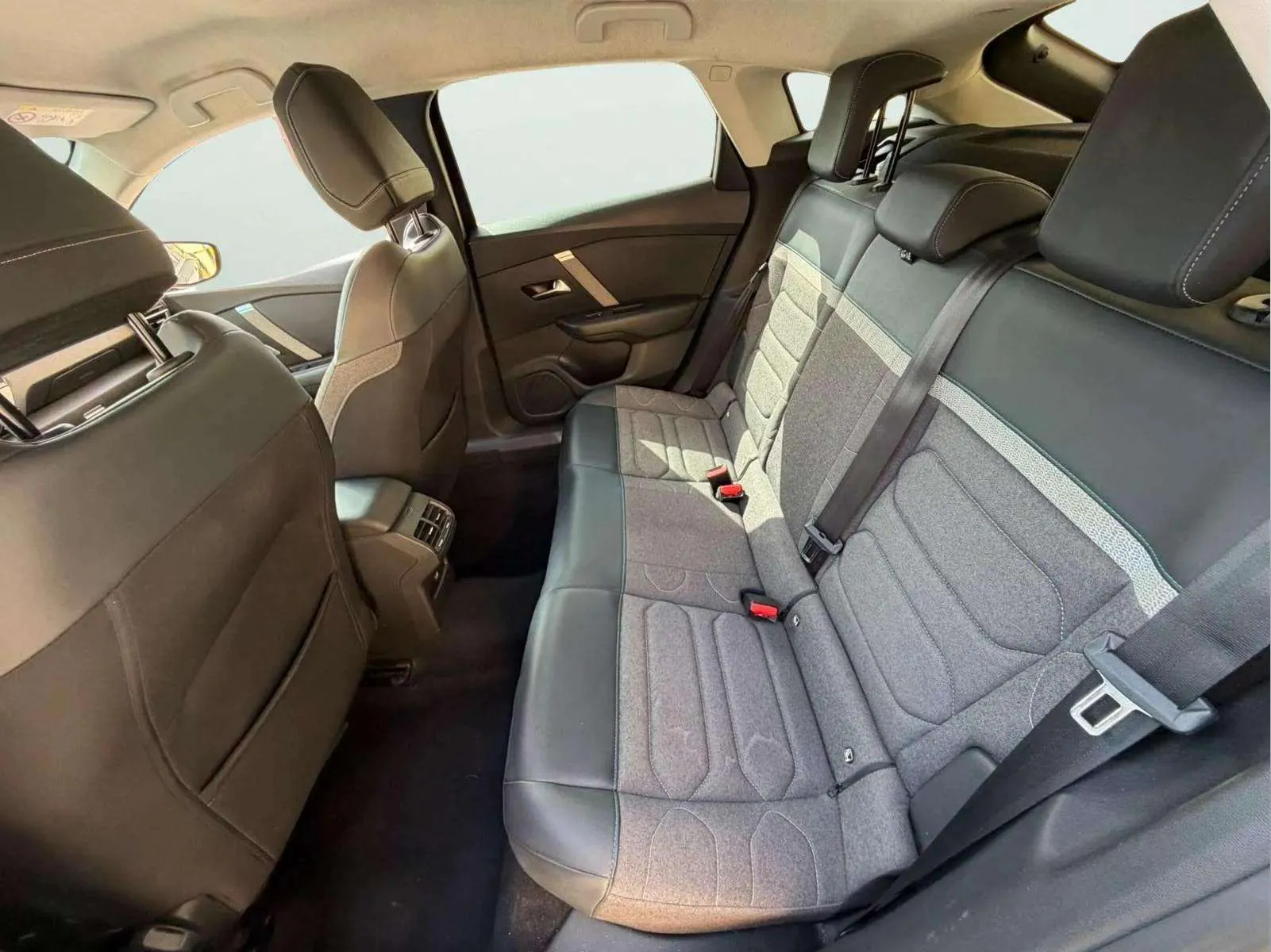 Citroën C4 PureTech 130 Feel Pack - foto 11
