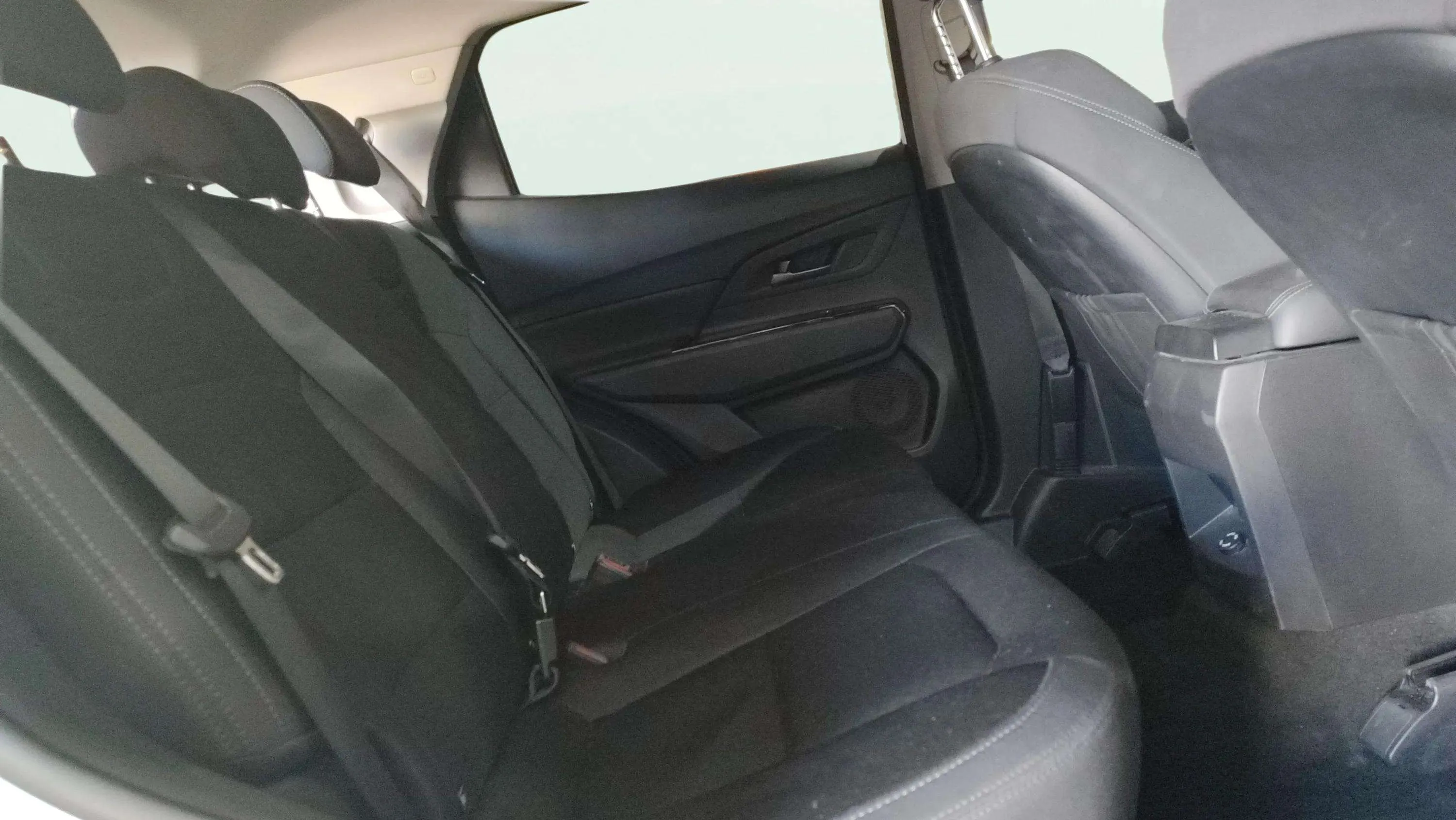 SsangYong Korando G15T LP Urban - foto 20