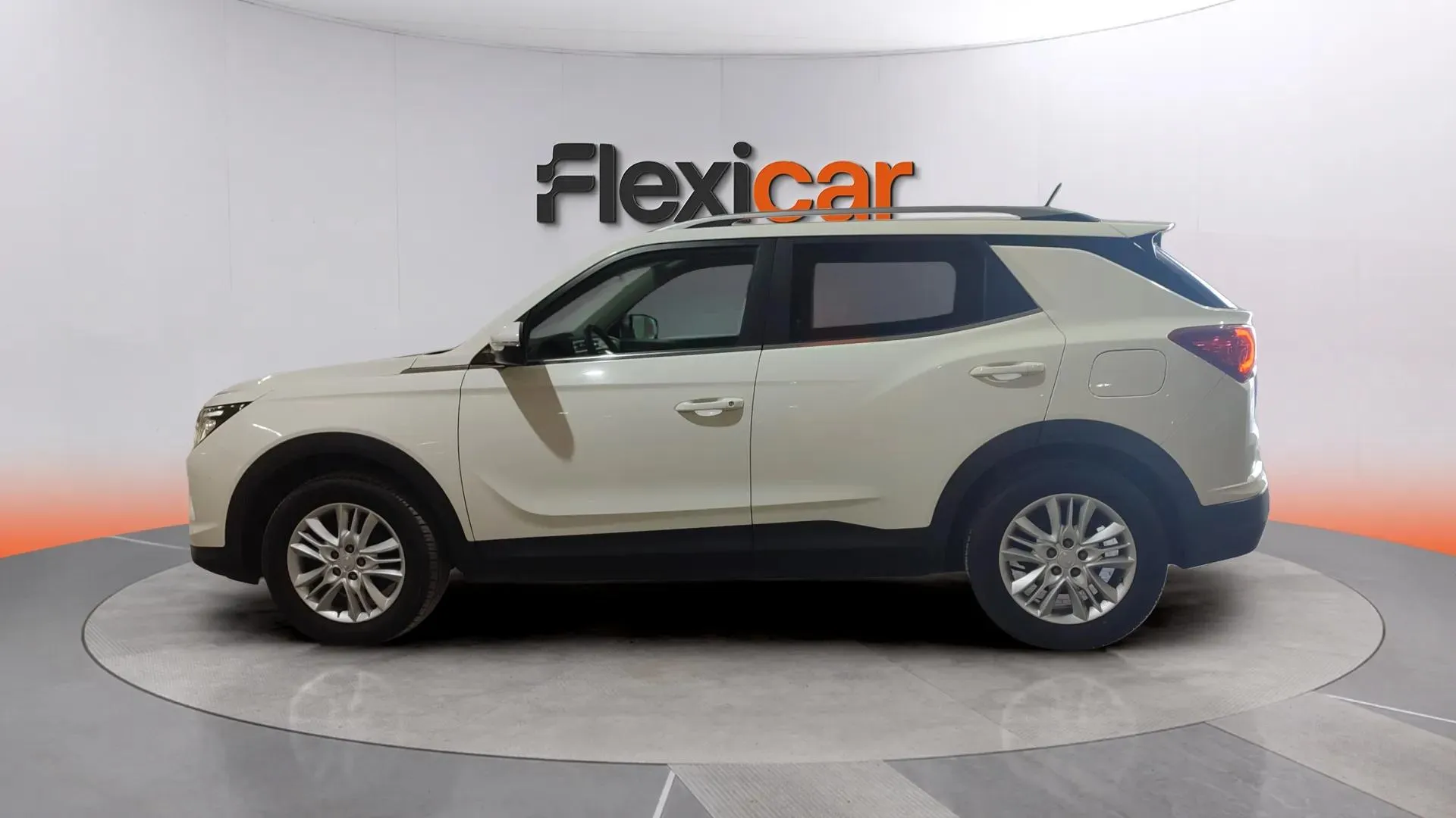 SsangYong Korando G15T LP Urban - foto 4