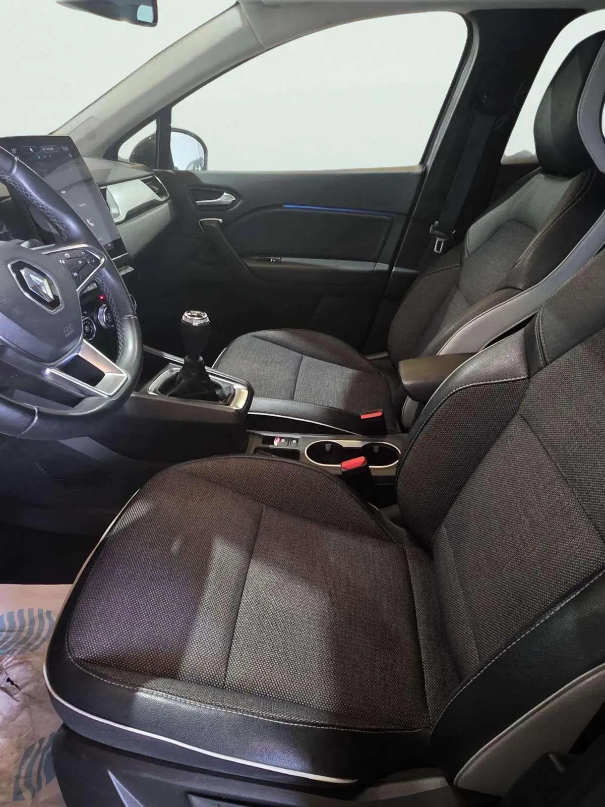 Renault Captur Zen TCe 90 - foto 23