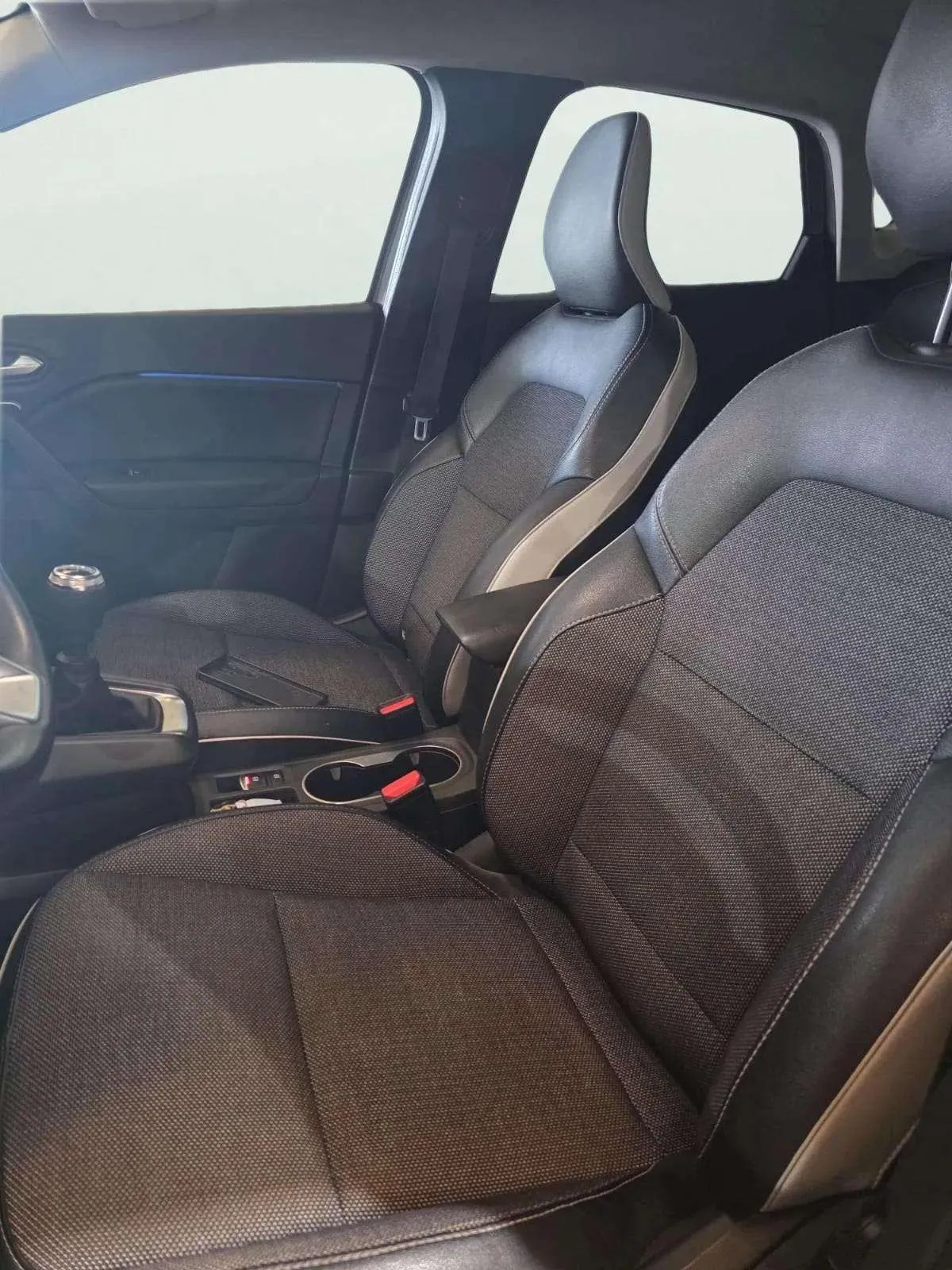 Renault Captur Zen TCe 90 - foto 14