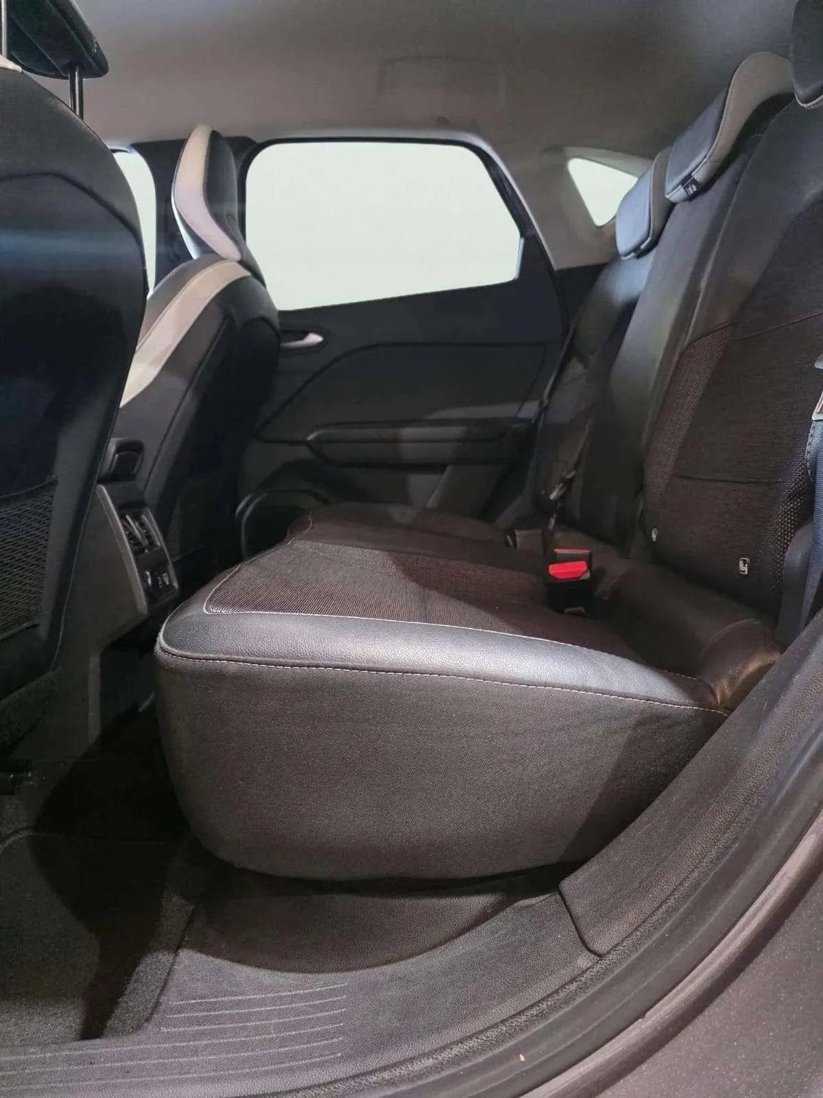 Renault Captur Zen TCe 90 - foto 10