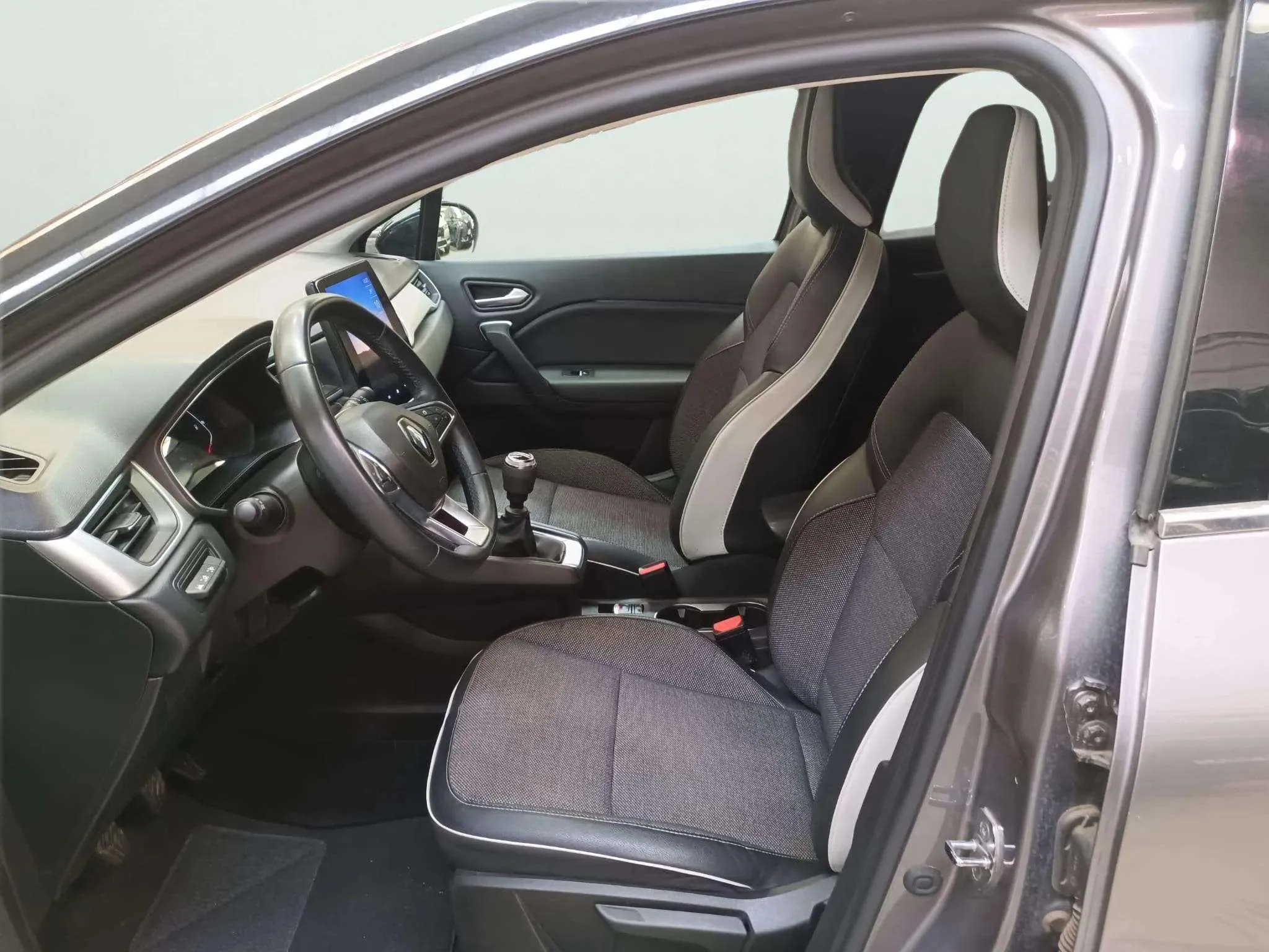 Renault Captur Zen TCe 90 - foto 10