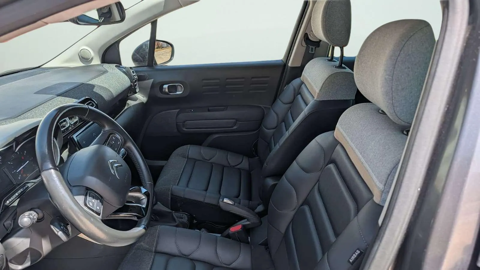 Citroën C3 Aircross PureTech EAT6 Shine Pack - foto 9