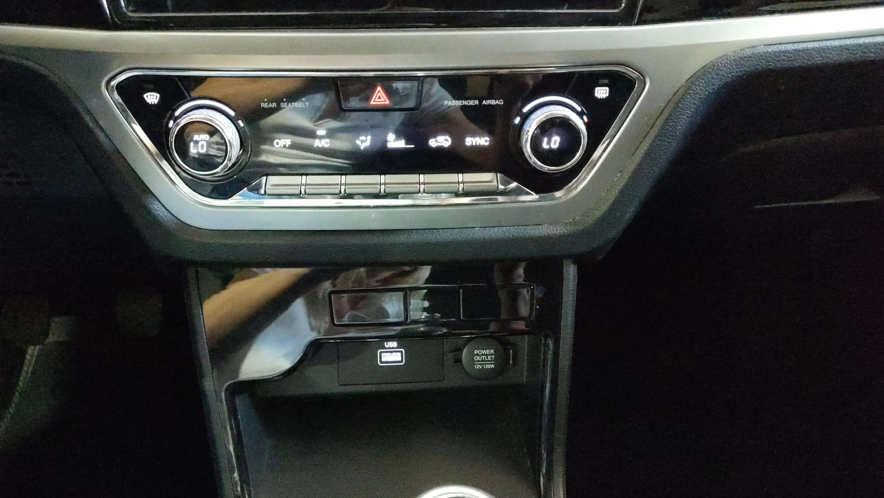 SsangYong Korando G15T LP Urban - foto 12