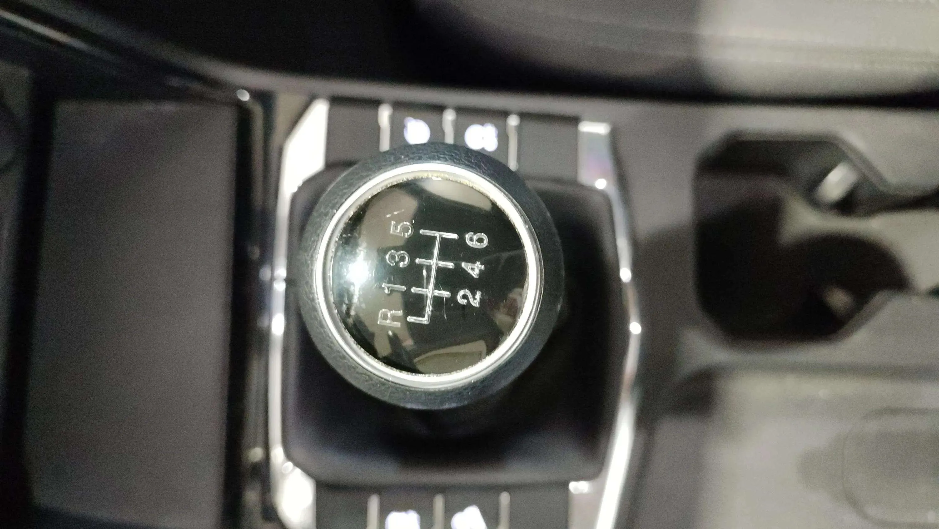SsangYong Korando G15T LP Urban - foto 13