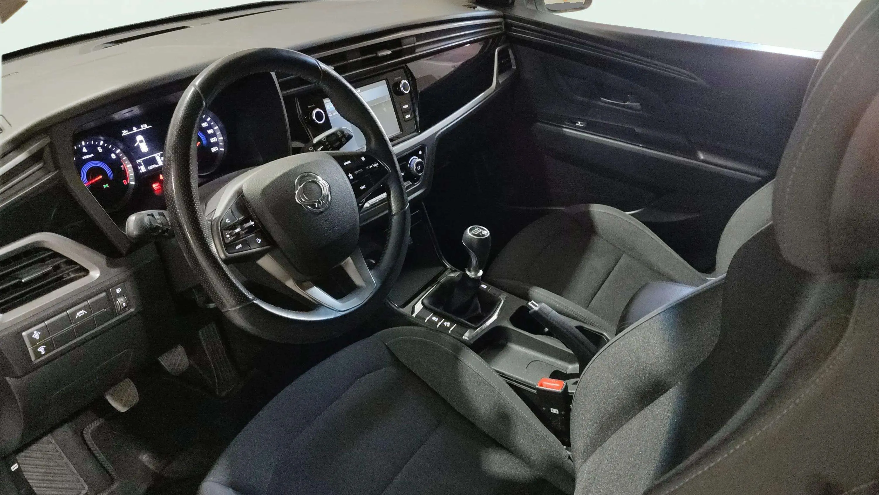 SsangYong Korando G15T LP Urban - foto 23