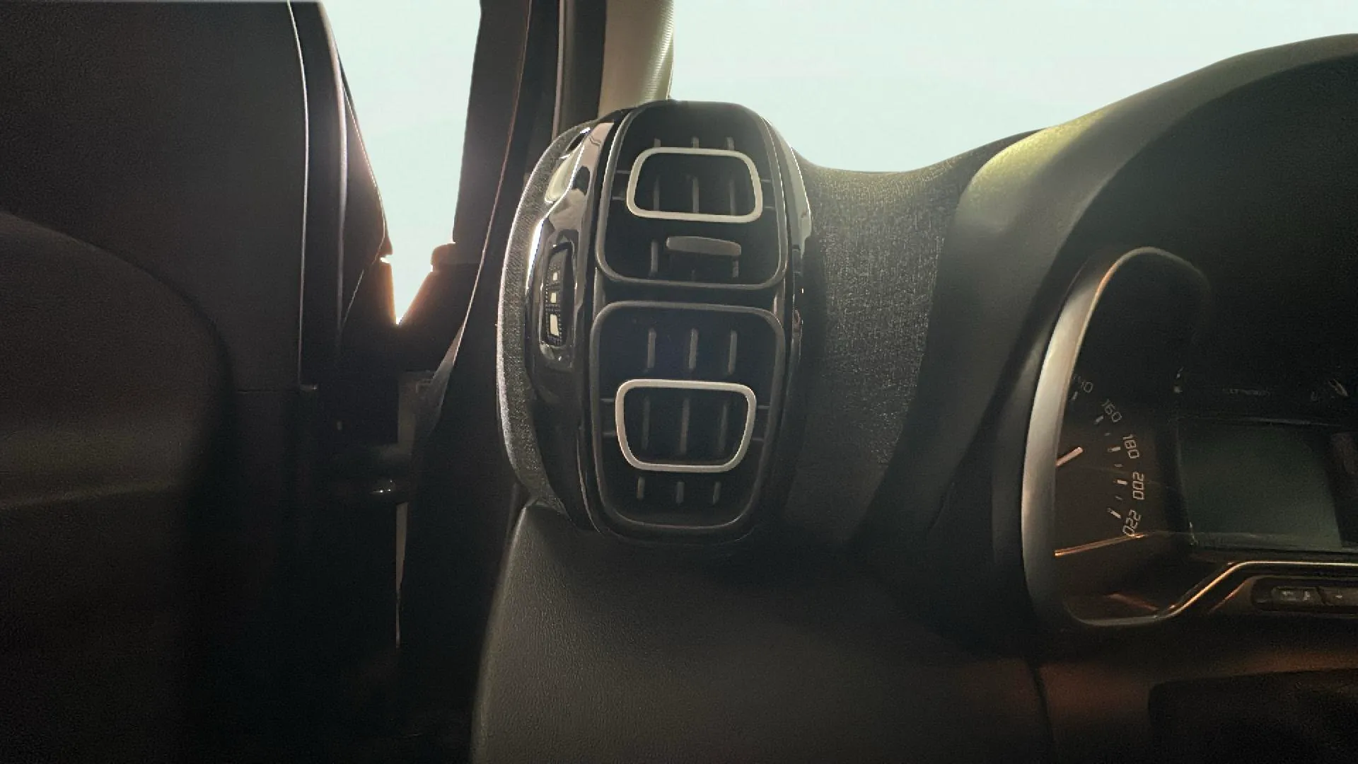 Citroën C3 Aircross PureTech EAT6 Shine Pack - foto 21