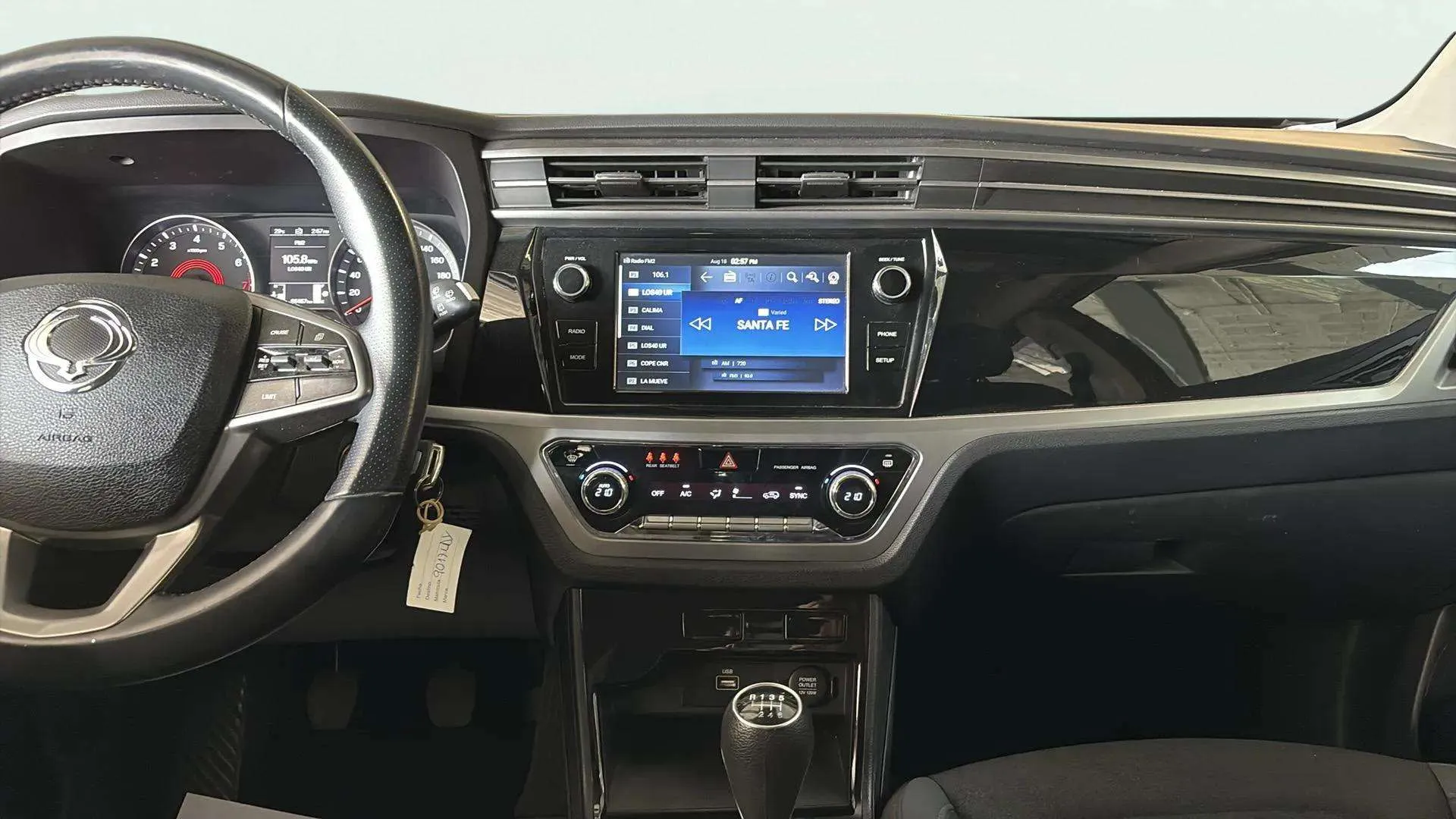 SsangYong Korando G15T LP Urban - foto 8