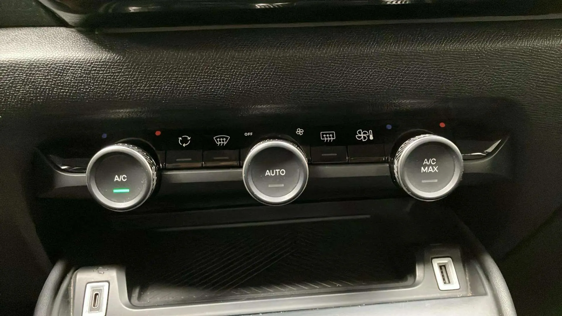 Citroën C4 PureTech 130 Feel Pack - foto 21
