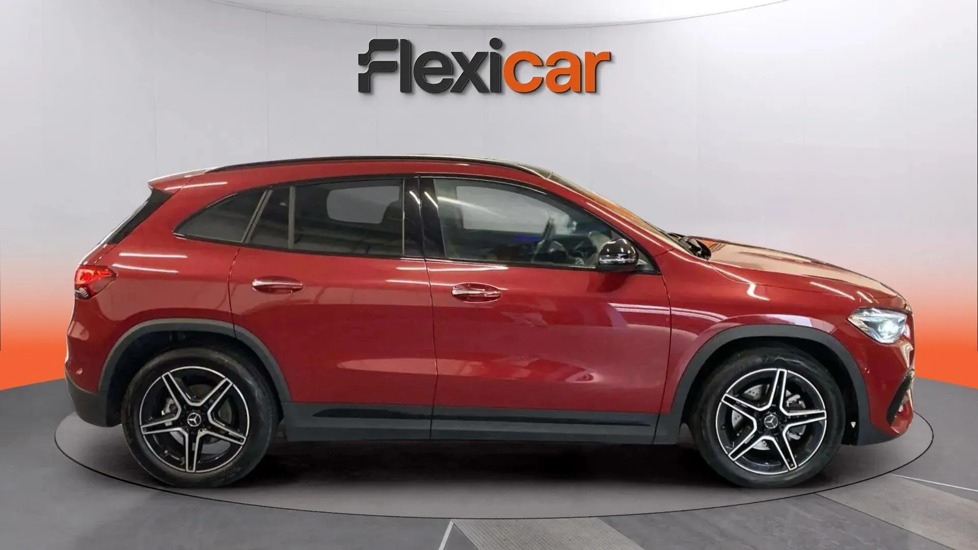 Mercedes-Benz GLA 200 D - foto 7