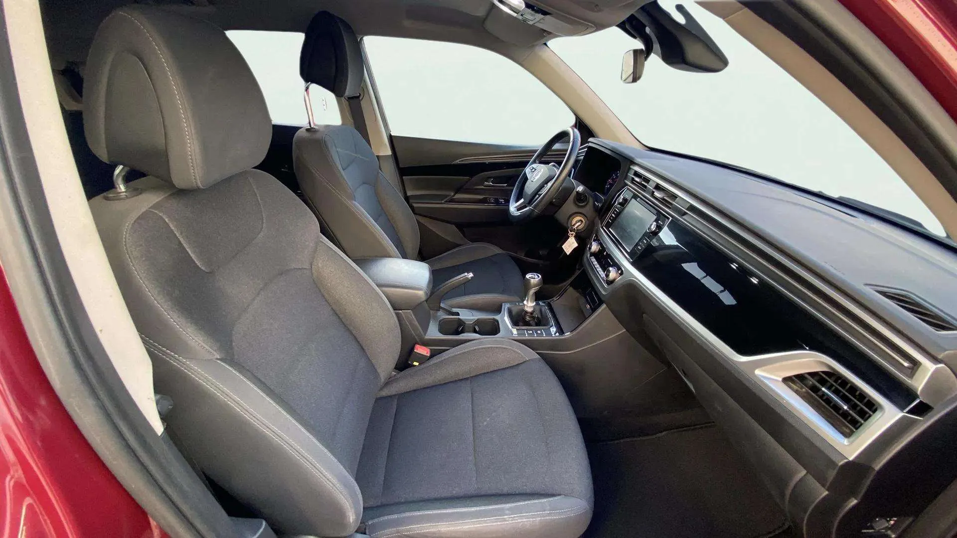 SsangYong Korando G15T LP Urban - foto 16