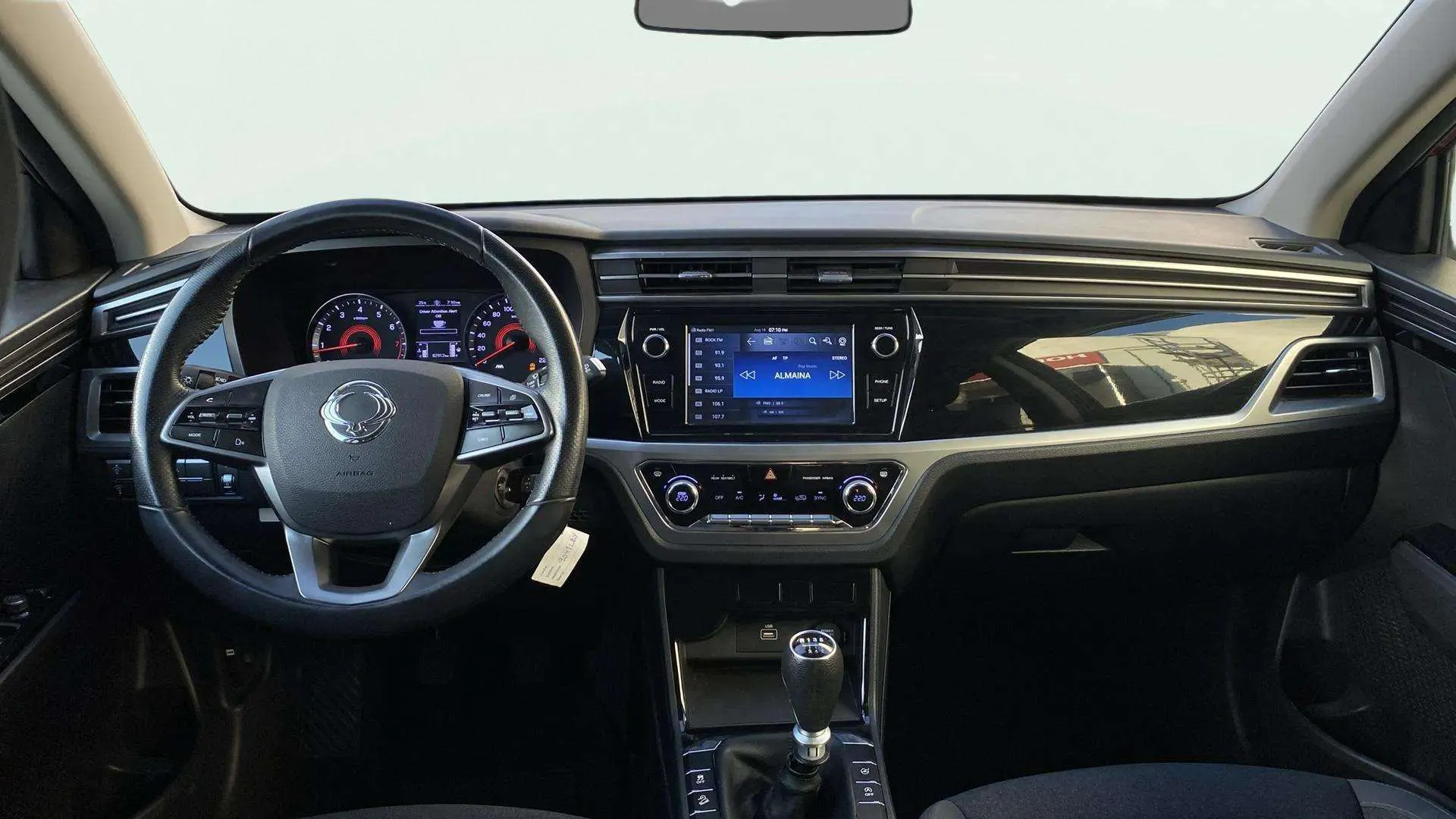 SsangYong Korando G15T LP Urban - foto 12