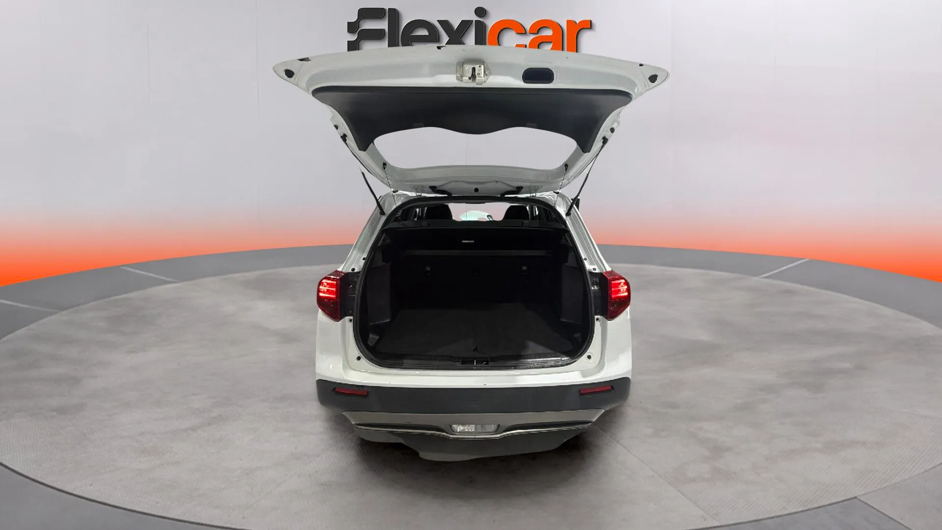 Suzuki Vitara 1.5 GLE Strong Hybrid - foto 19