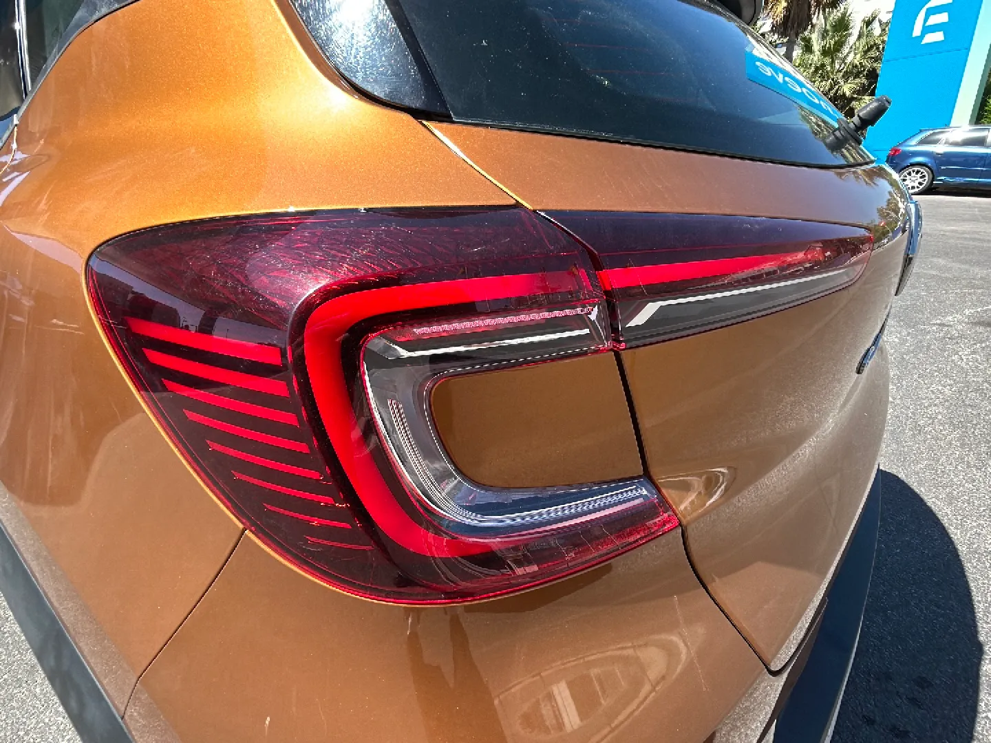 Renault Captur Intens TCe 90 - foto 19