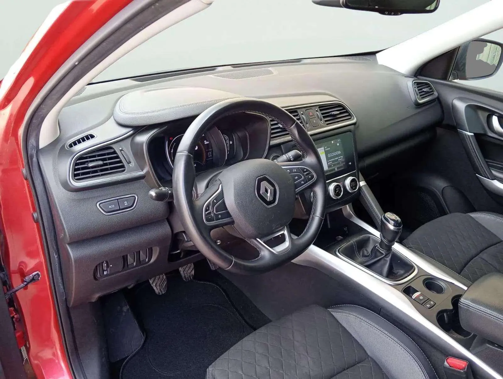 Renault Kadjar Techno GPF TCe - foto 6