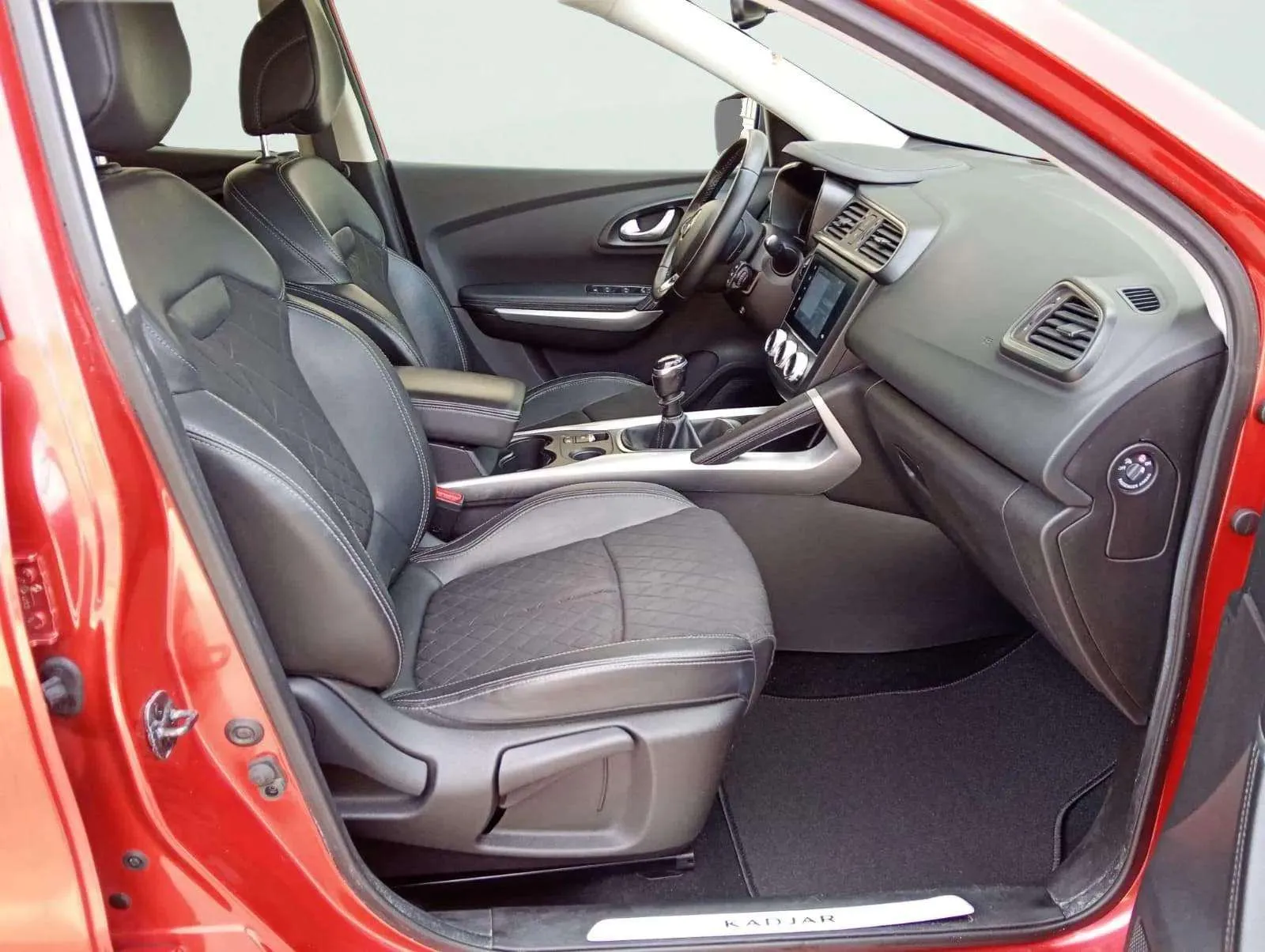 Renault Kadjar Techno GPF TCe - foto 10