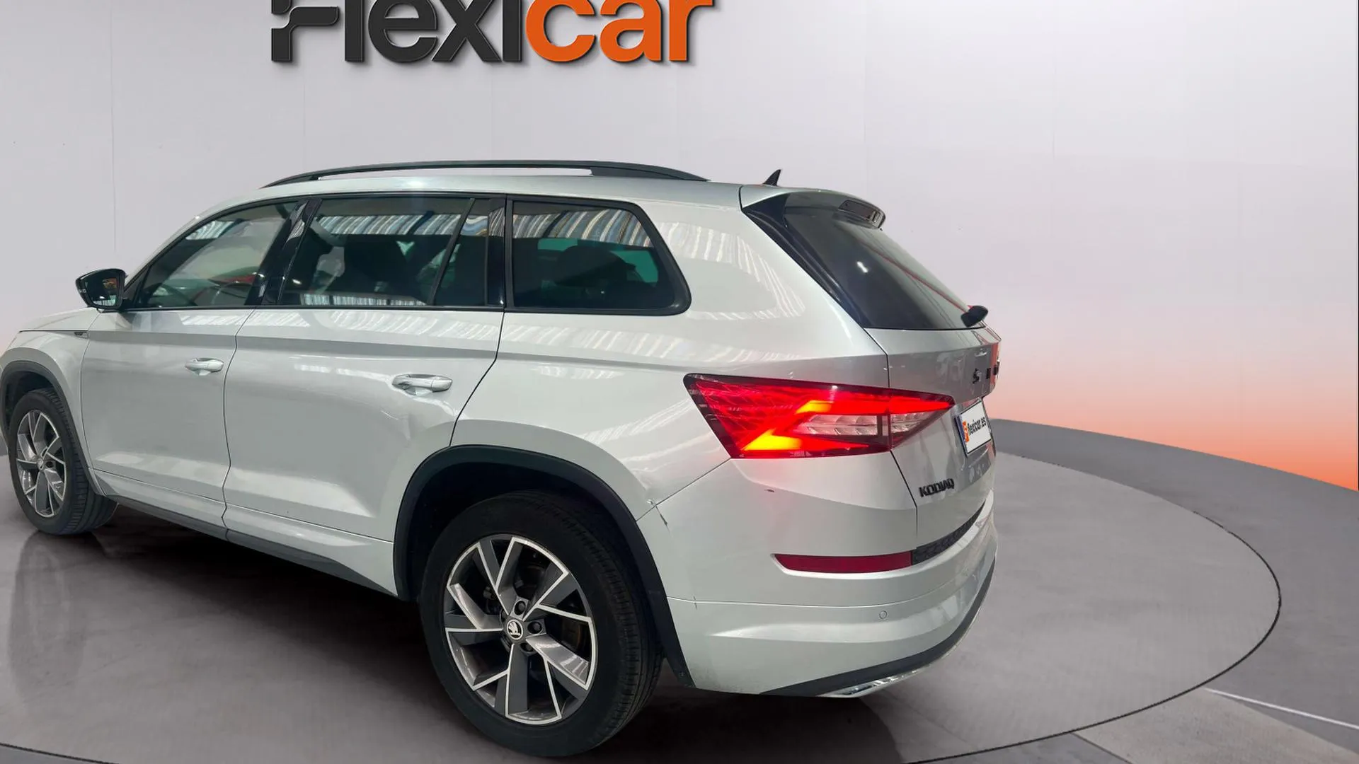 Škoda Kodiaq 2.0 TDI DSG 4x2 Sportline - foto 4