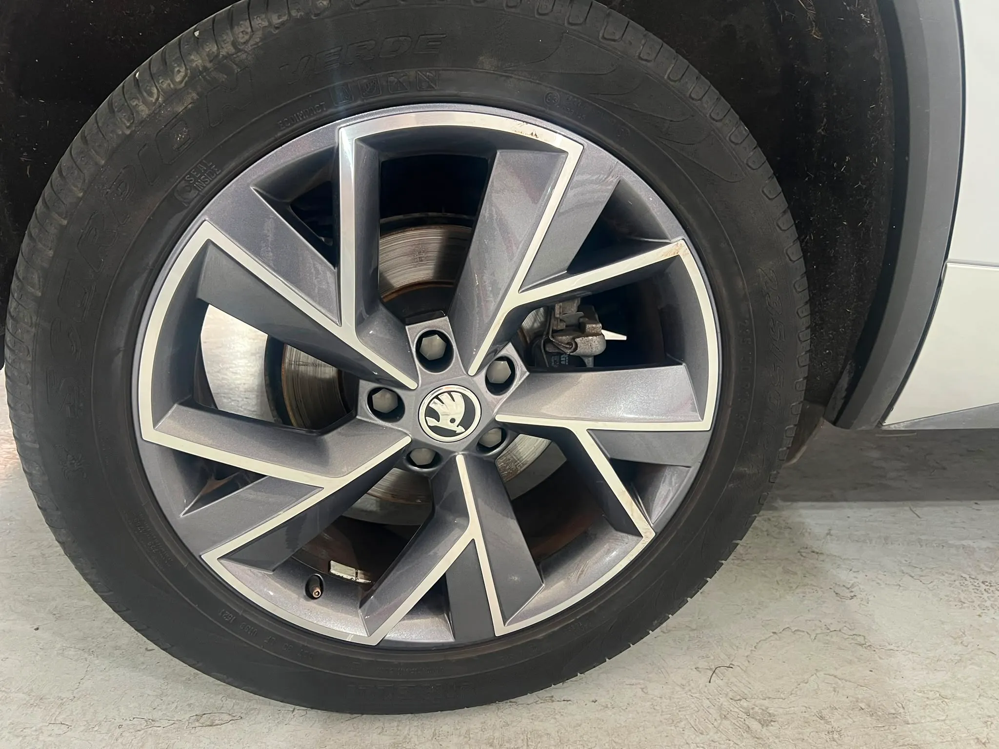 Škoda Kodiaq 2.0 TDI DSG 4x2 Sportline - foto 14